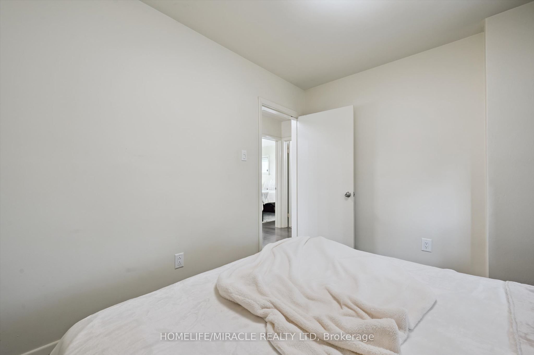 60 Edinburgh Road Property Photo 15