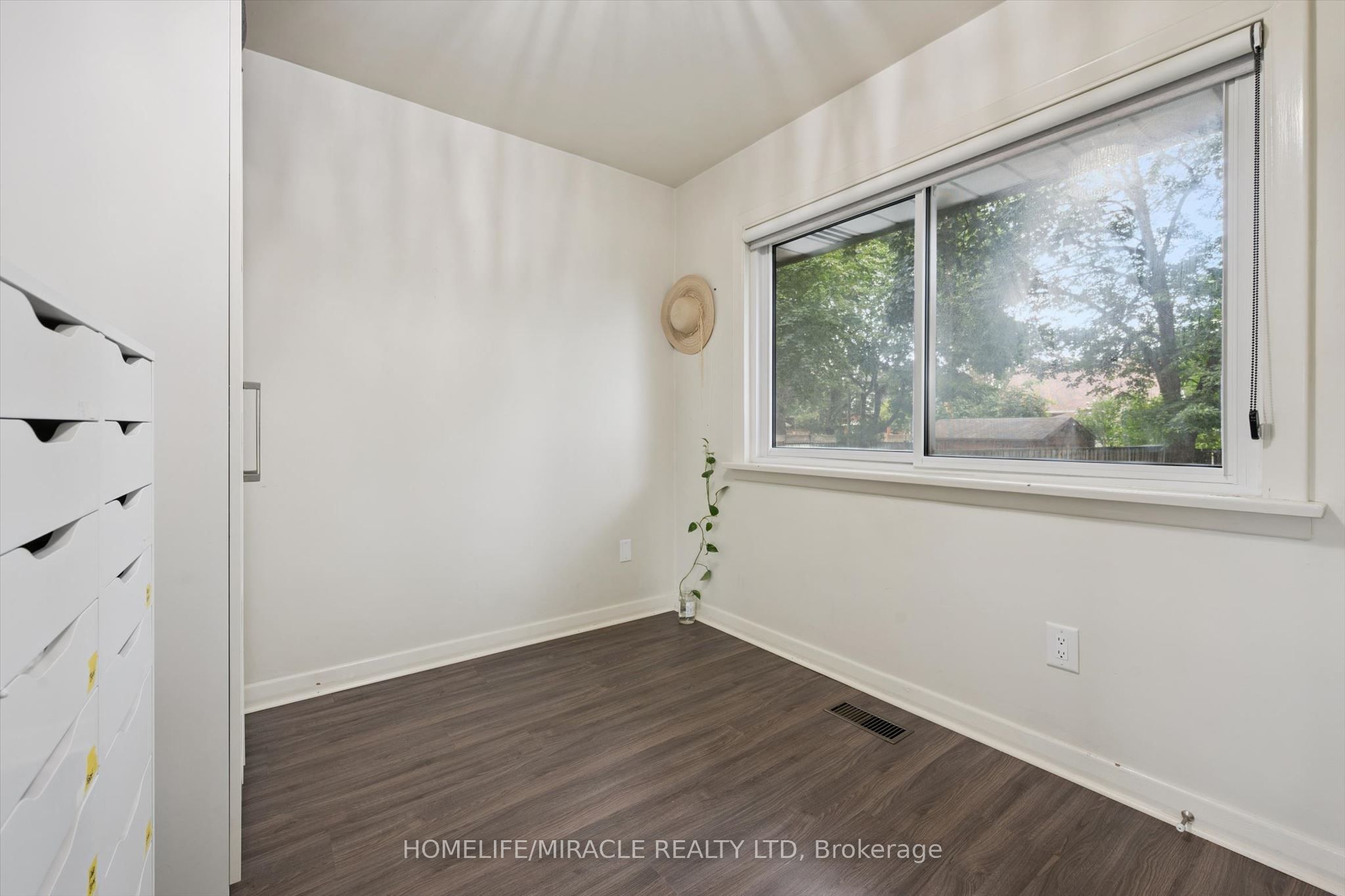 60 Edinburgh Road Property Photo 16