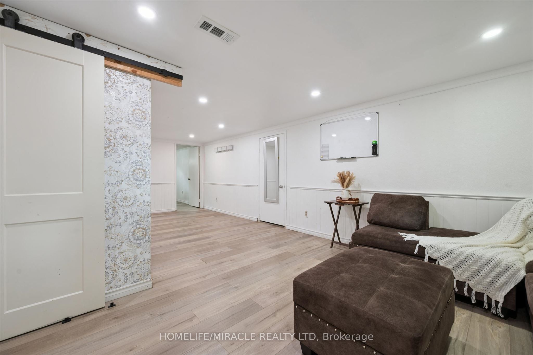 60 Edinburgh Road Property Photo 24