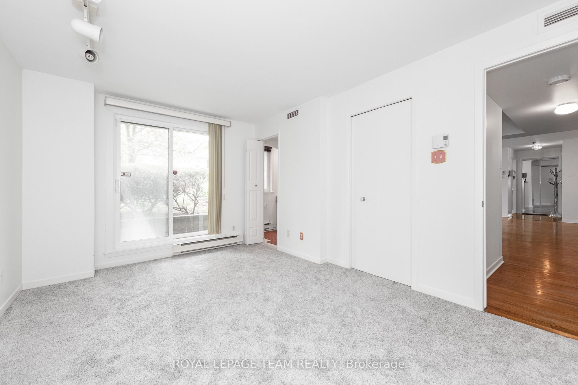 939 North River Road 105 Property Photo 18
