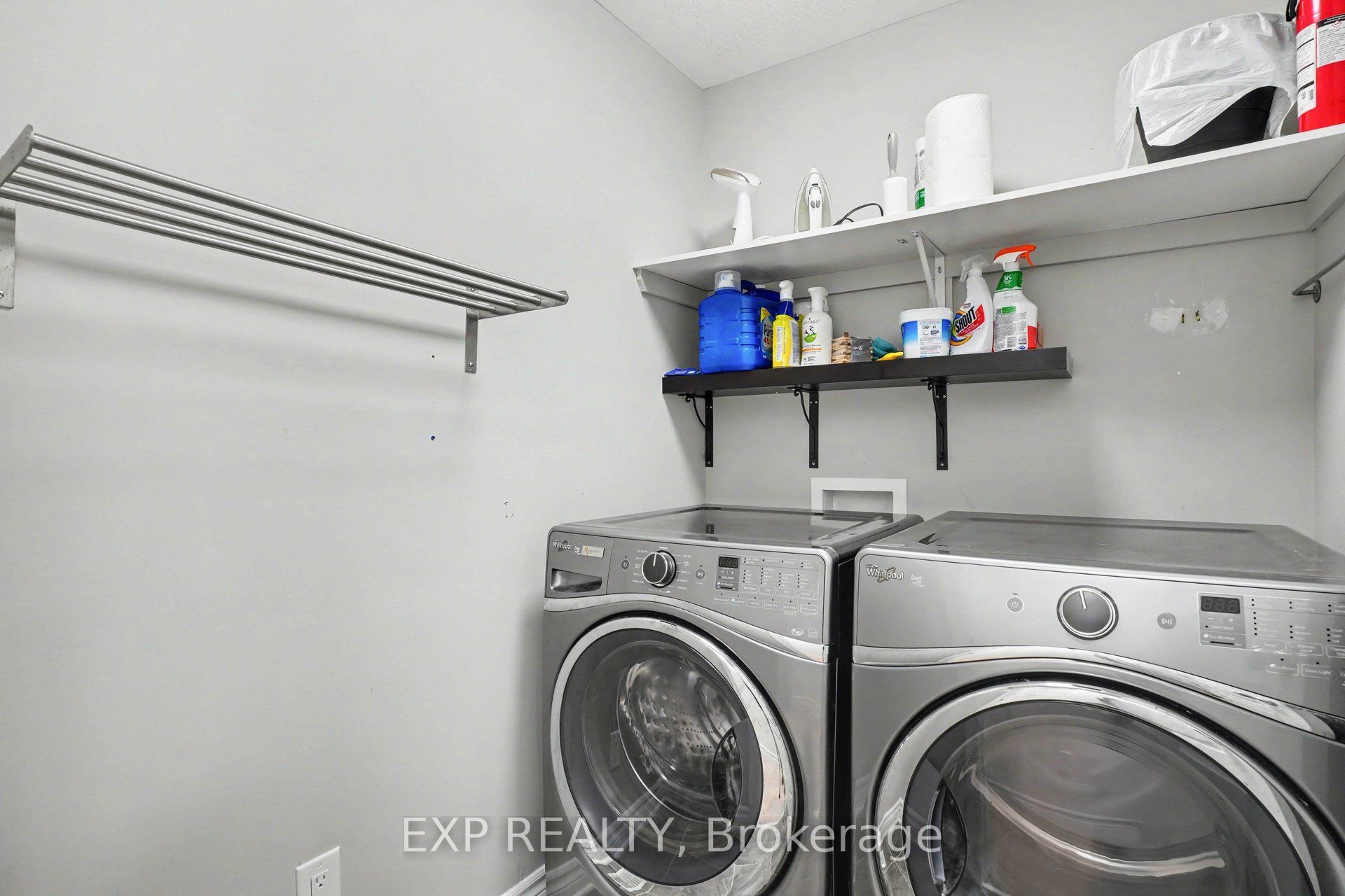 897 Bunchberry Way Property Photo 21