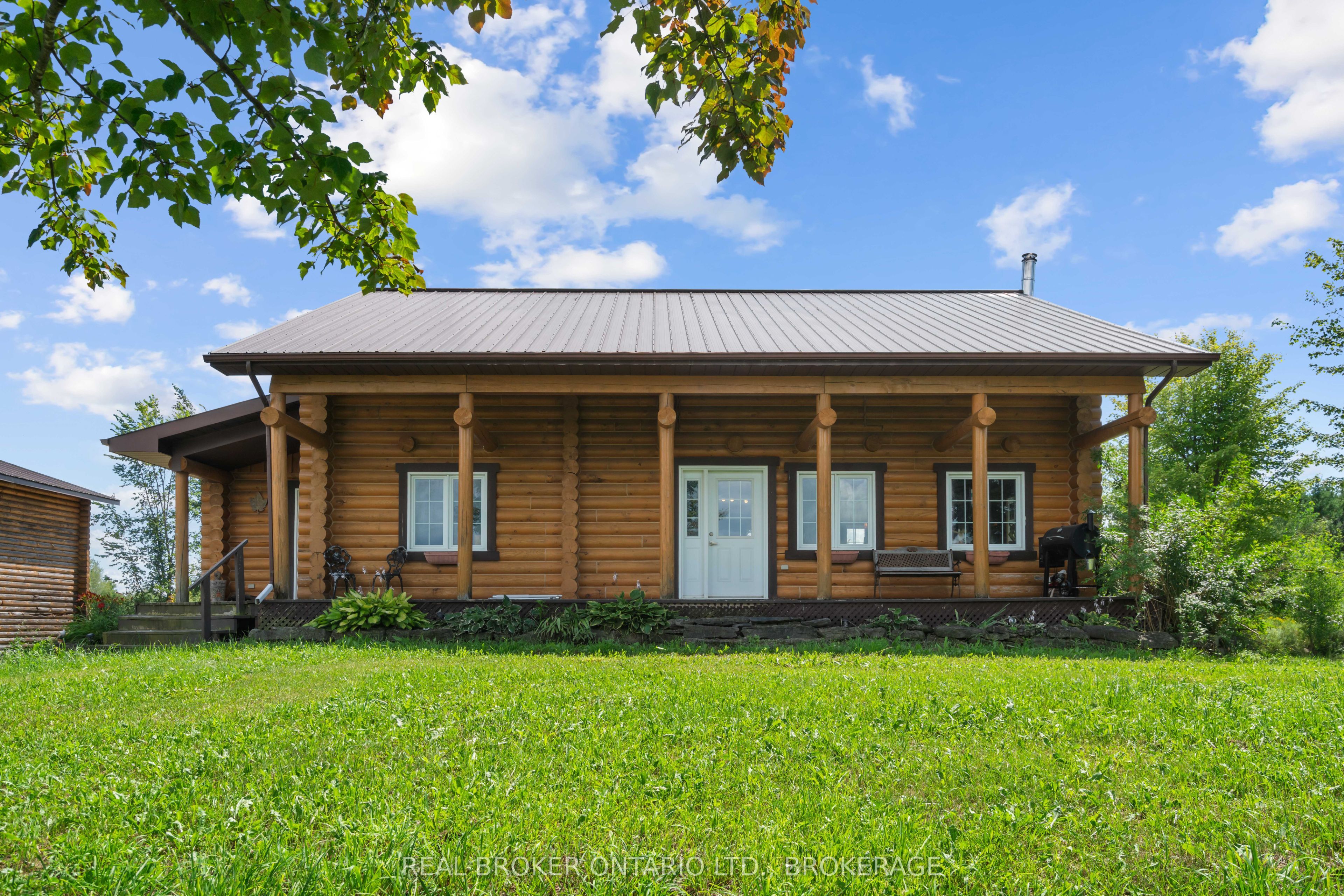 16610 Sixth Road Property Photo 1