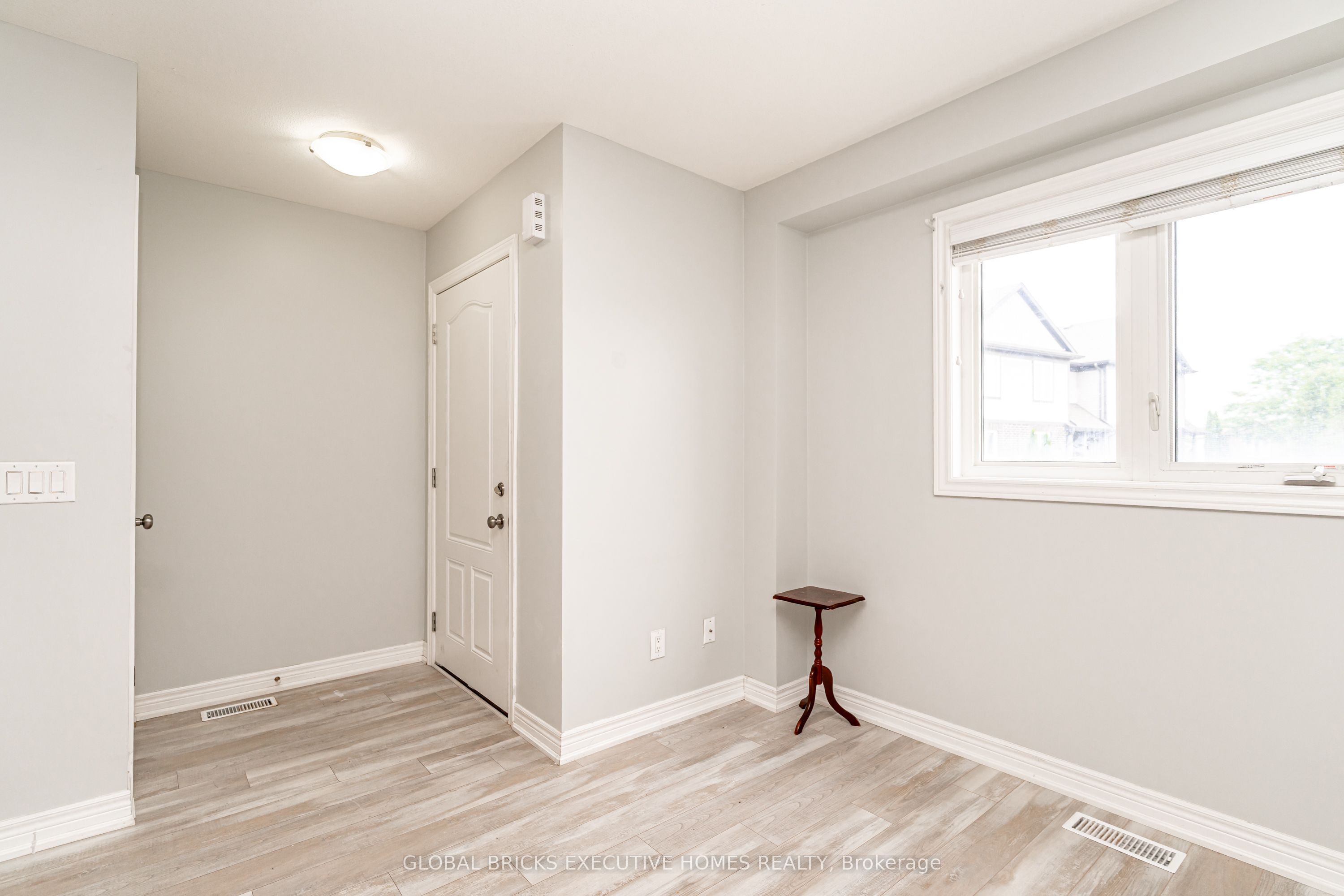 7768 Ascott Circle 79 Property Photo 7