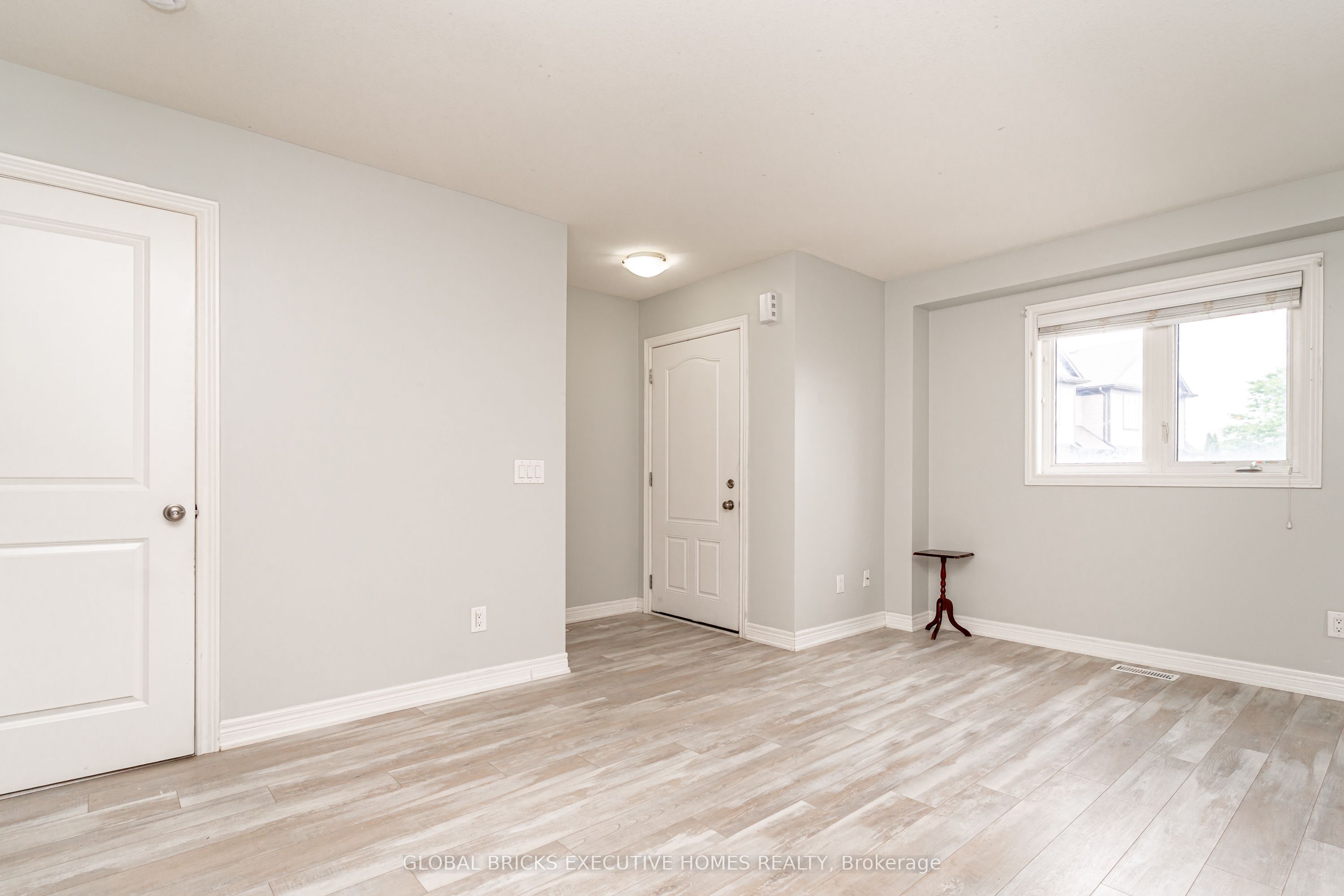 7768 Ascott Circle 79 Property Photo 10