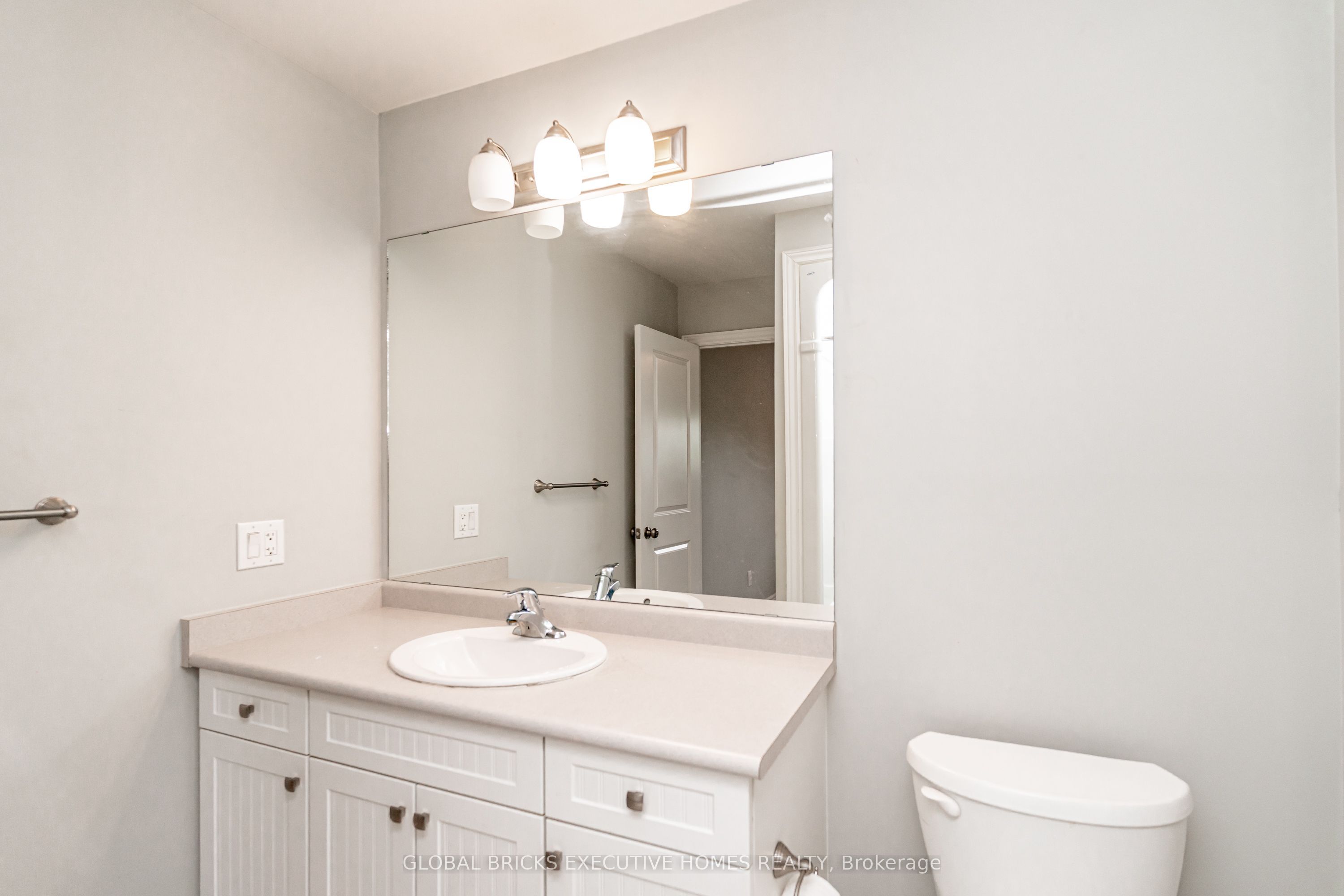 7768 Ascott Circle 79 Property Photo 29