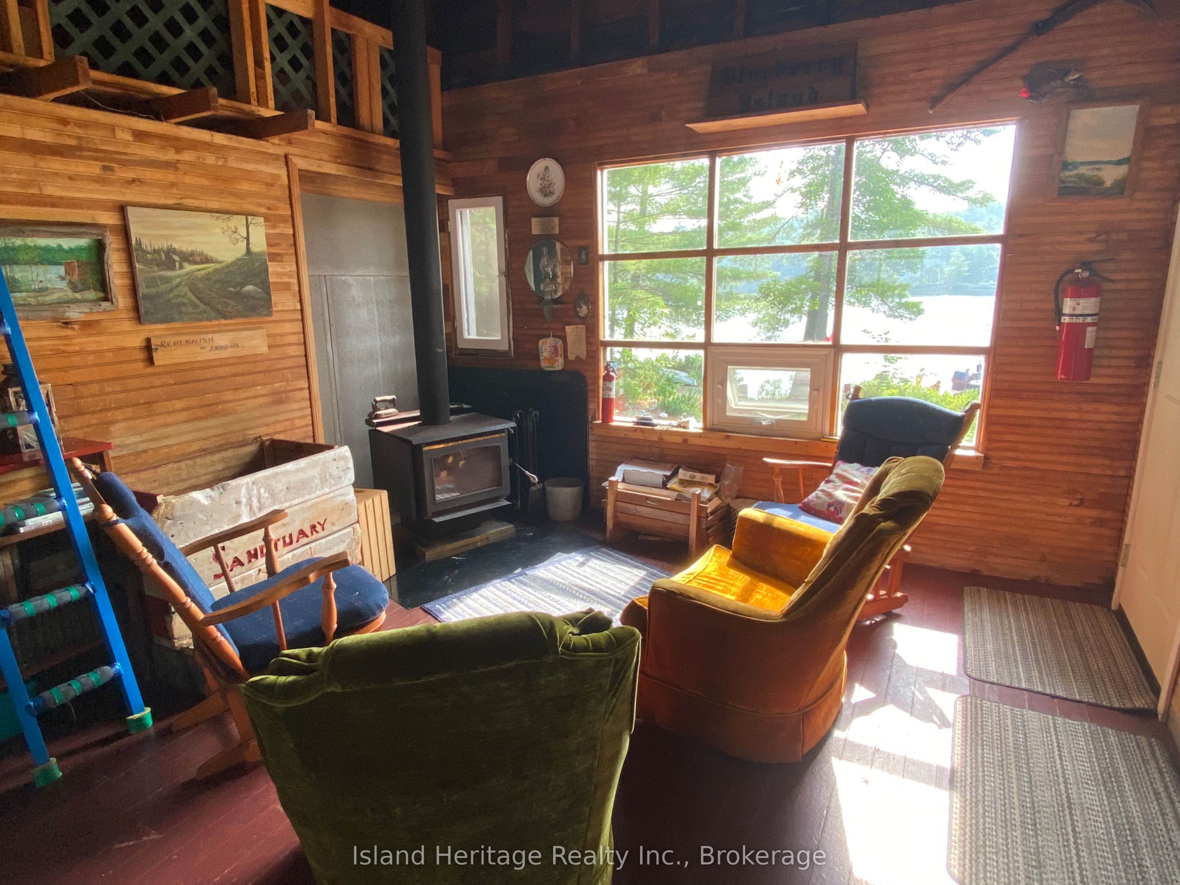 2 Trout Lake Island Property Photo 37