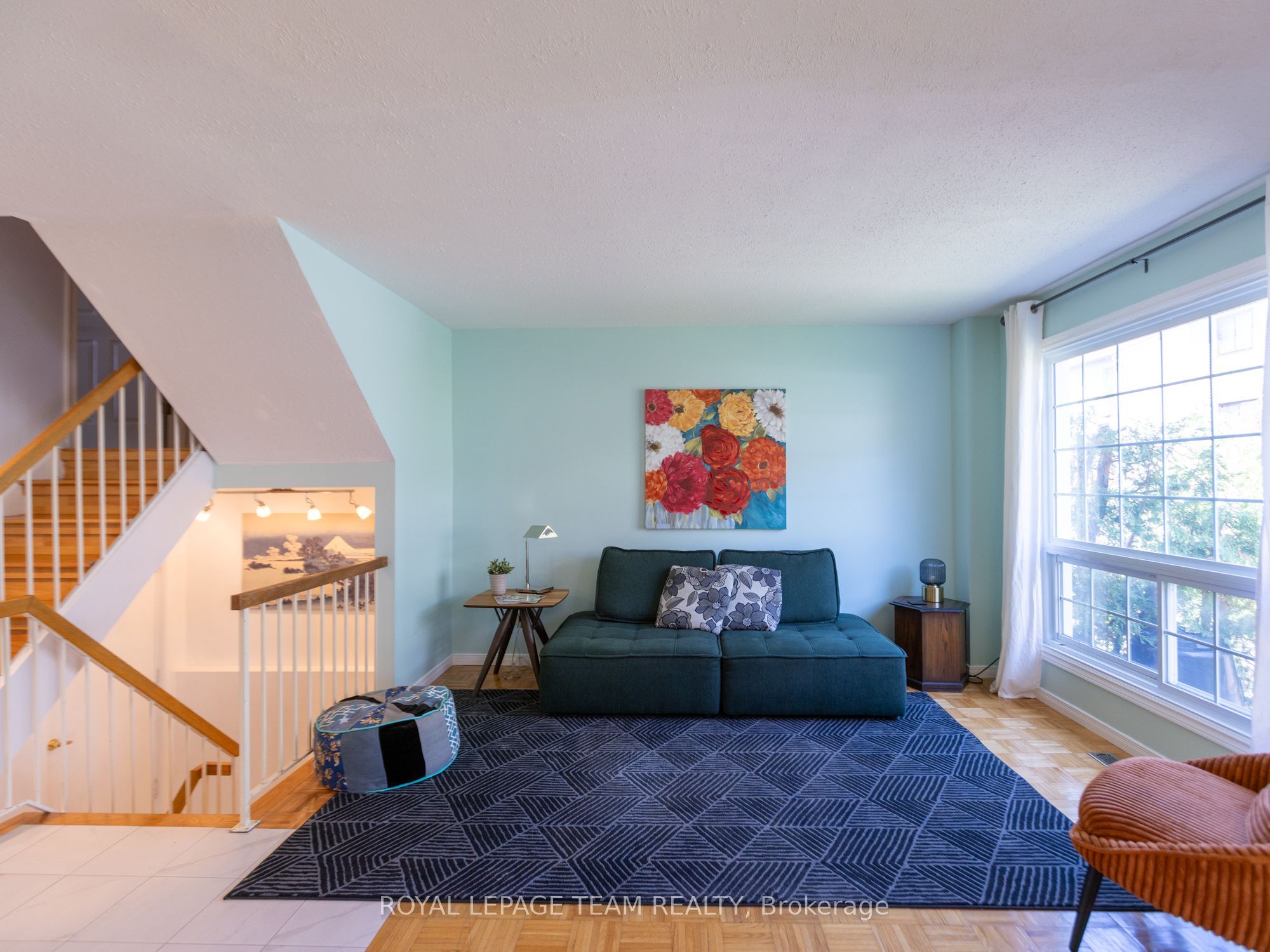 930 Alenmede Crescent Property Photo 4