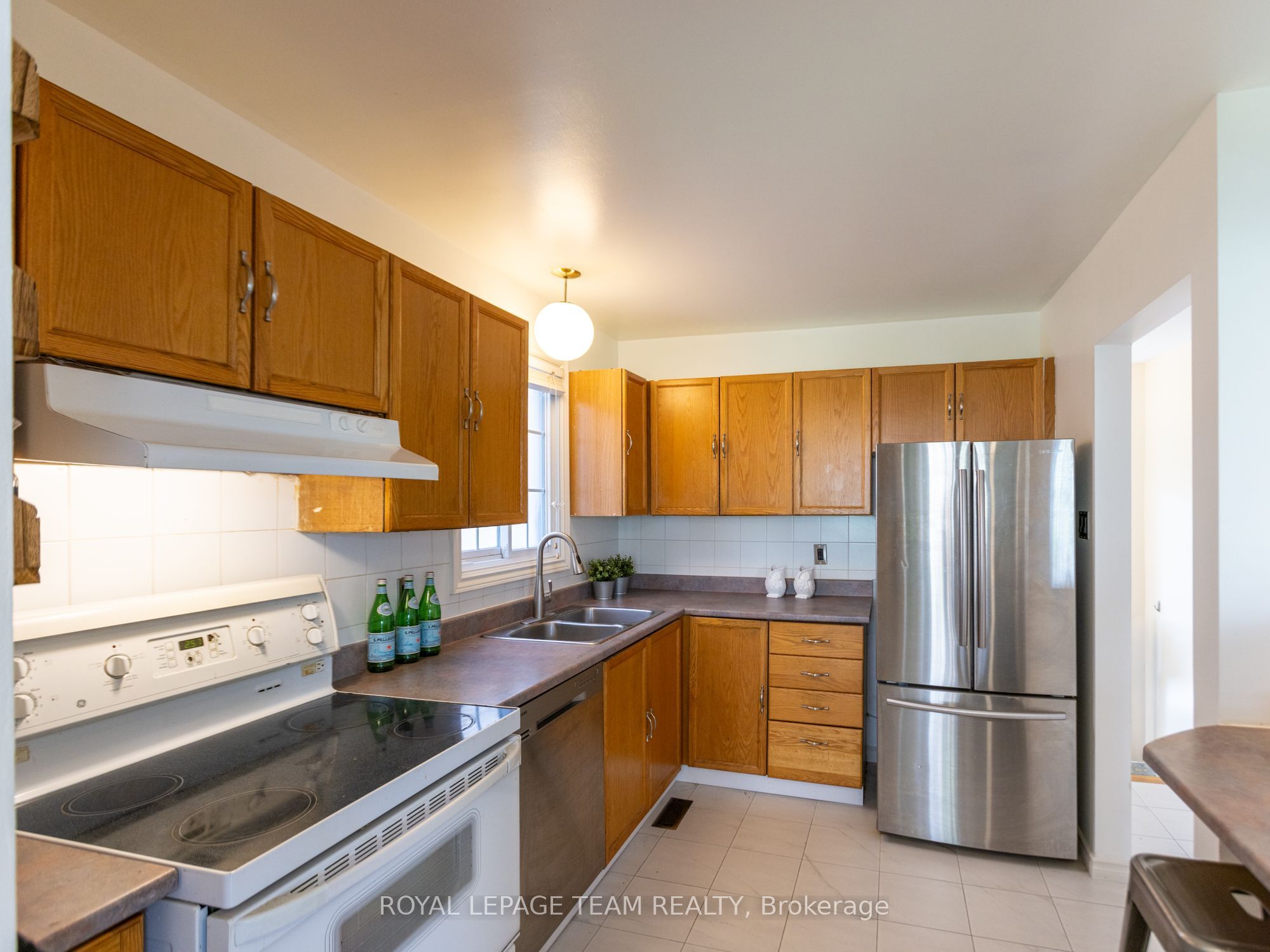 930 Alenmede Crescent Property Photo 9