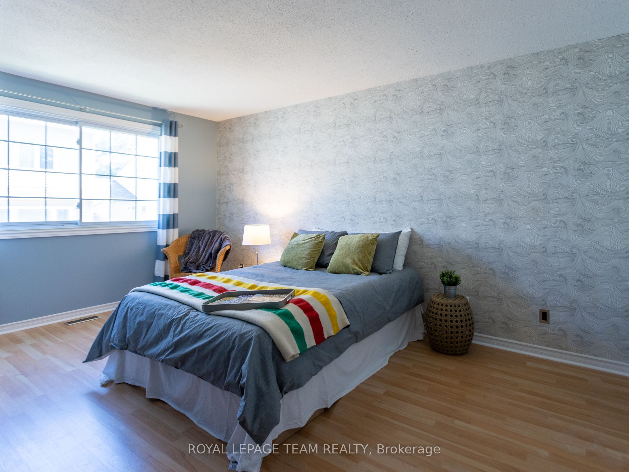 930 Alenmede Crescent Property Photo 16