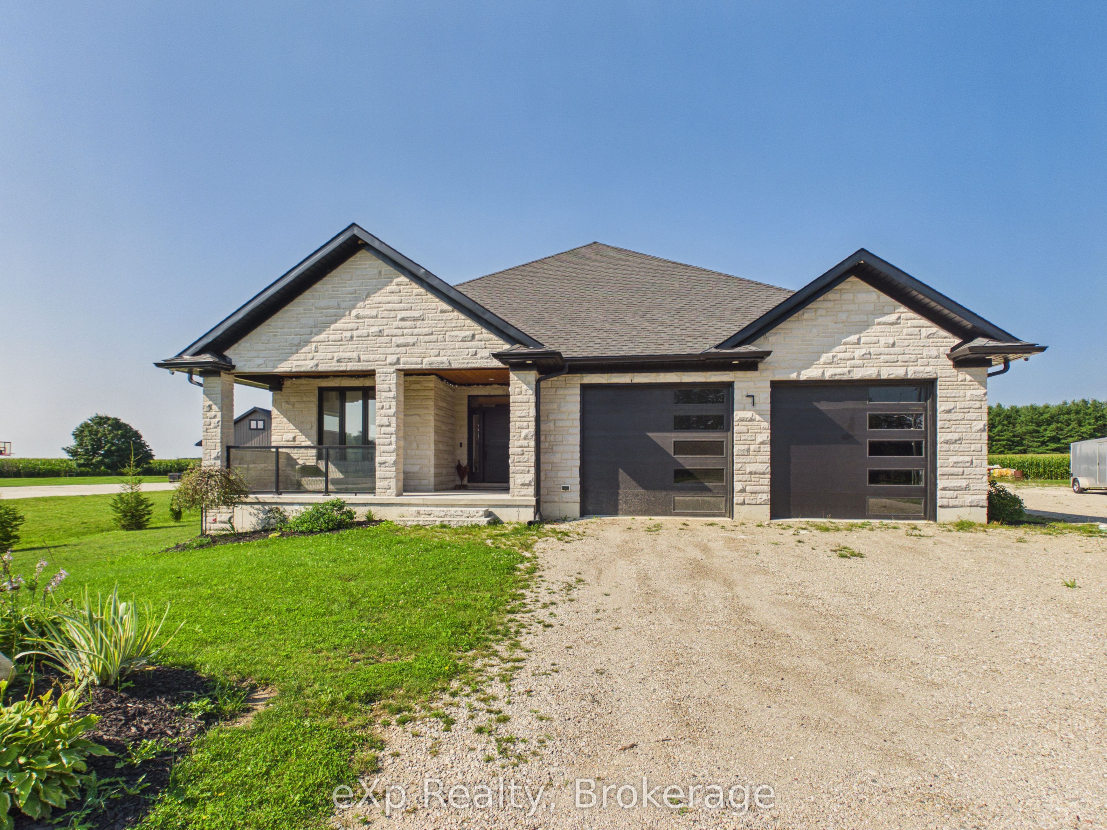 7 Weiss Drive Property Photo 1