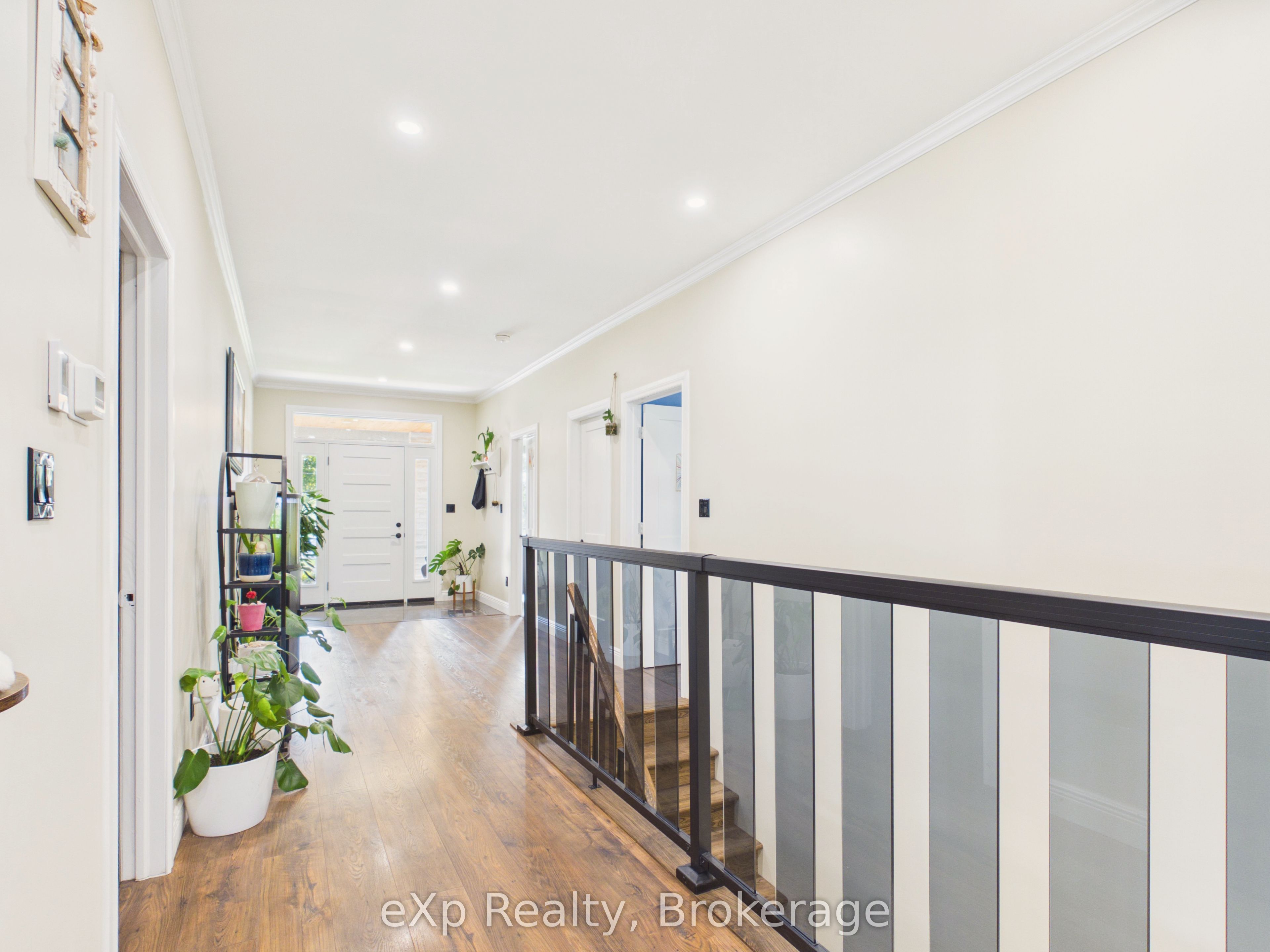7 Weiss Drive Property Photo 3