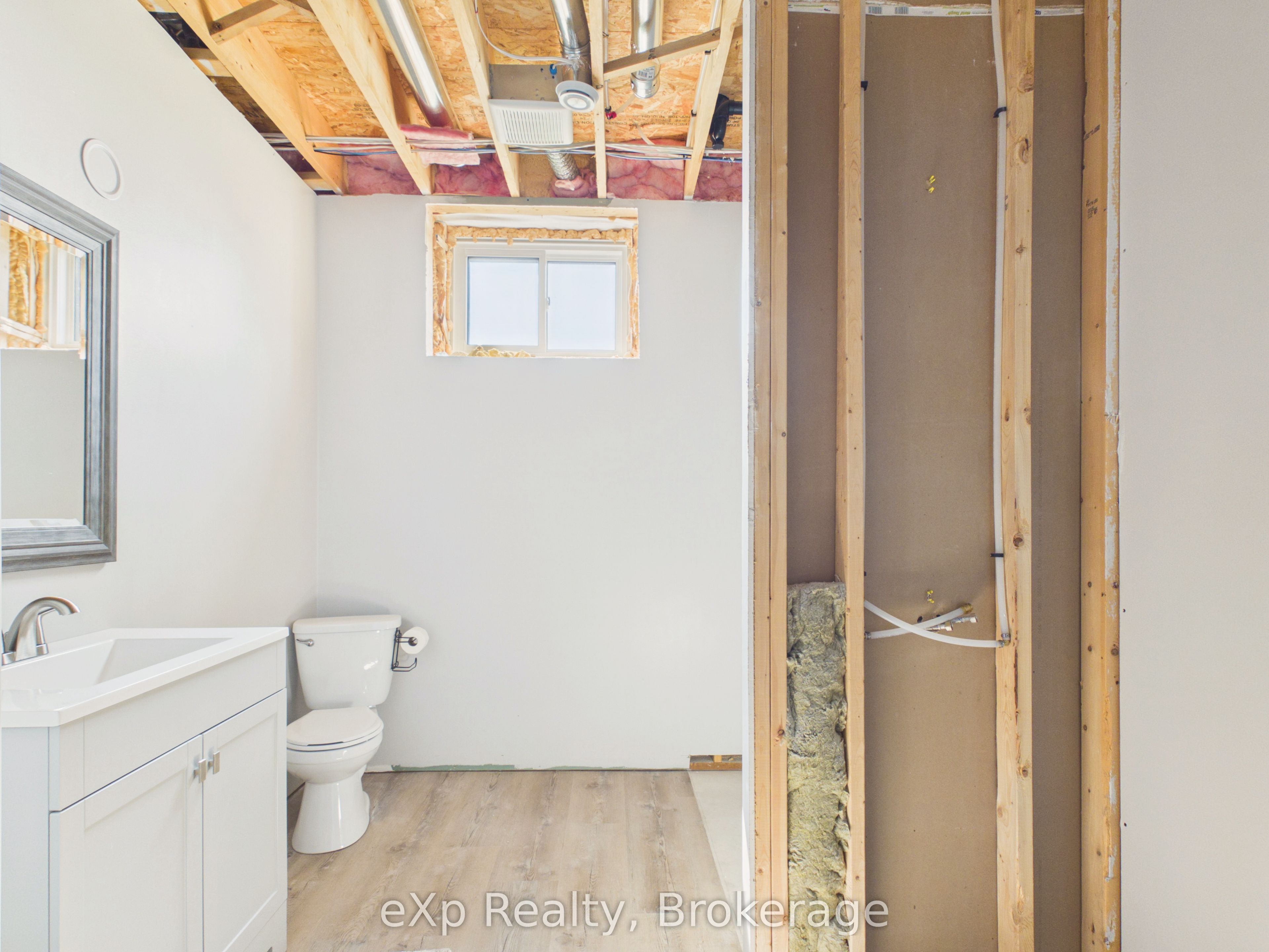 7 Weiss Drive Property Photo 23