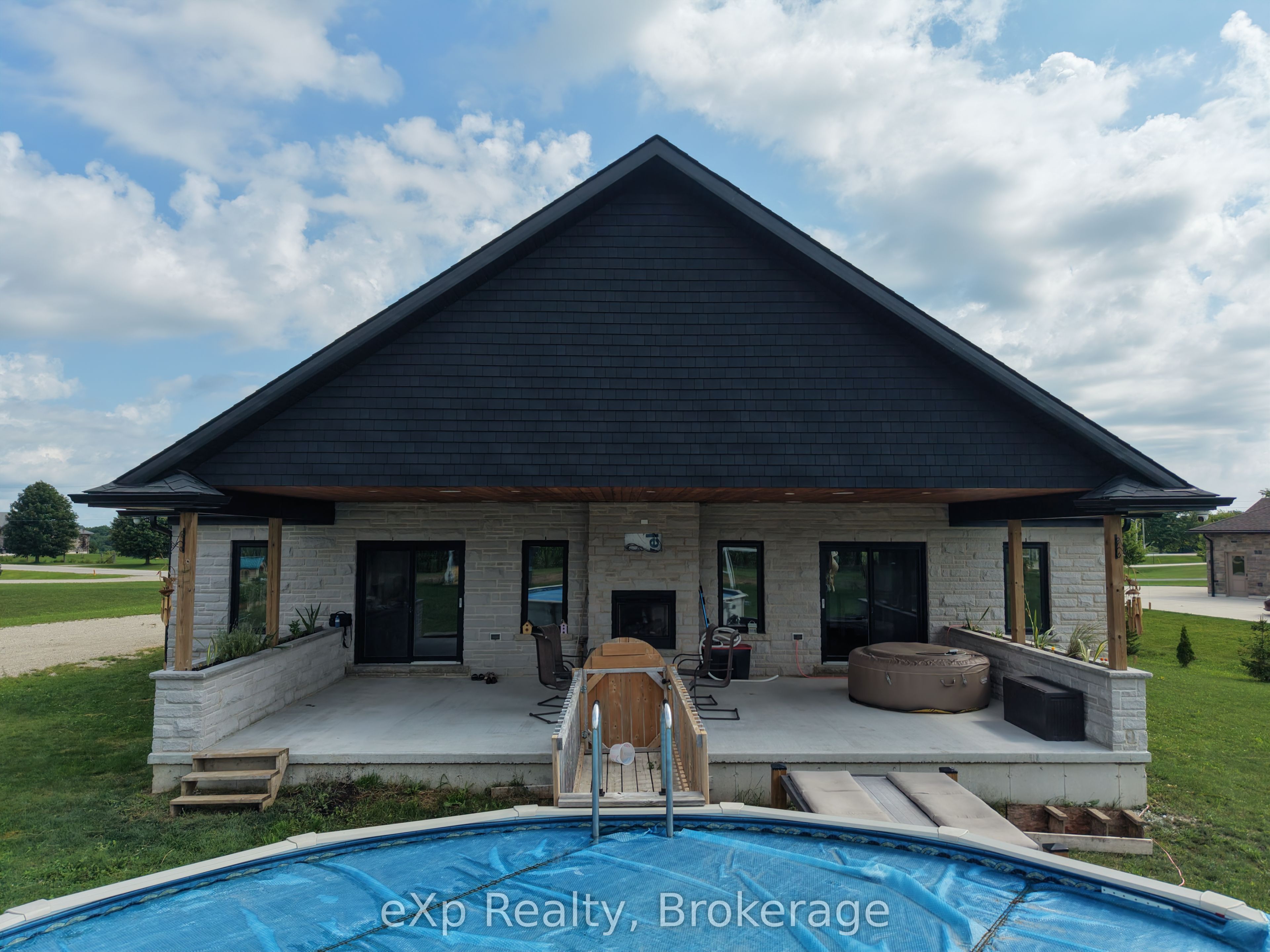 7 Weiss Drive Property Photo 33