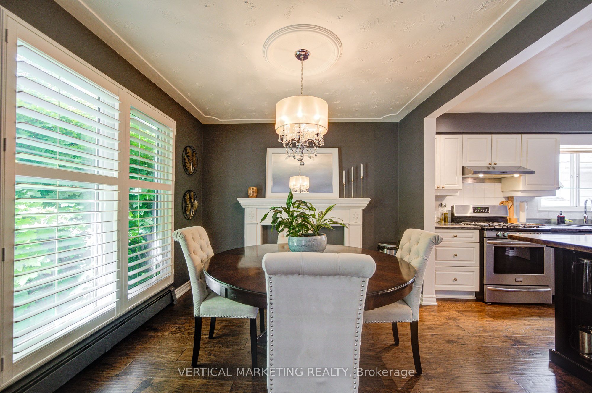 10 Crabapple Court Property Photo 9