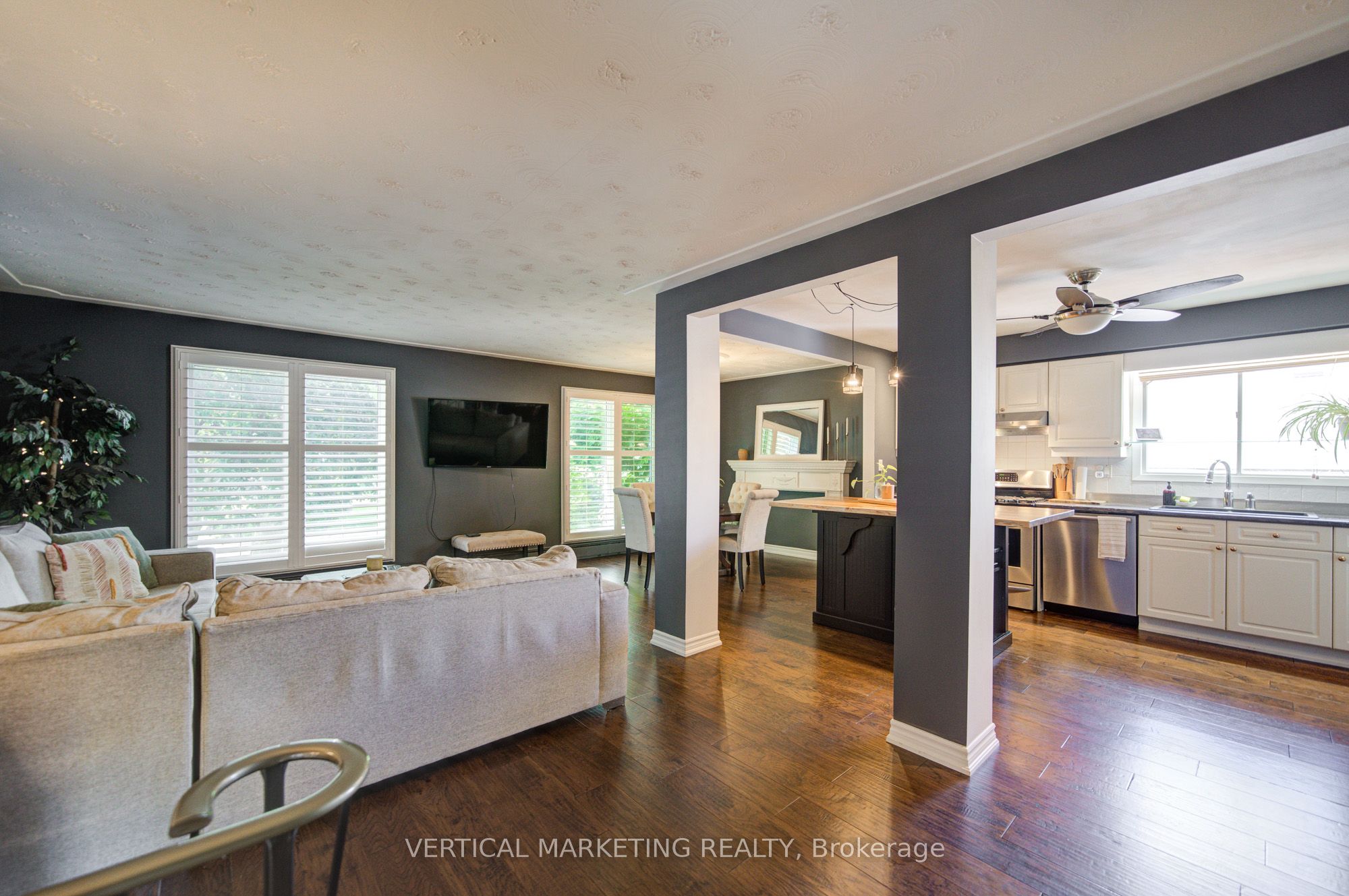 10 Crabapple Court Property Photo 11
