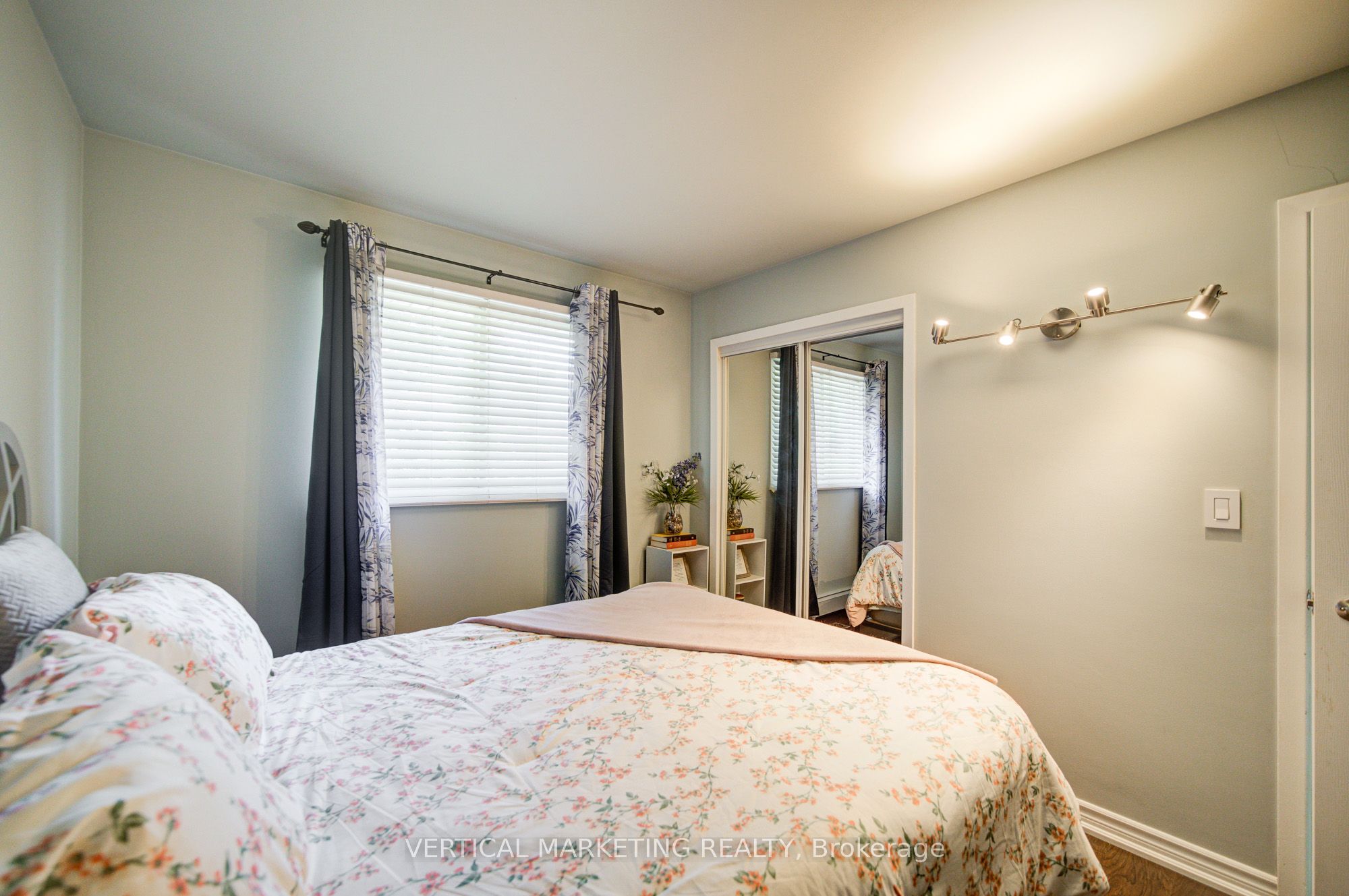 10 Crabapple Court Property Photo 25