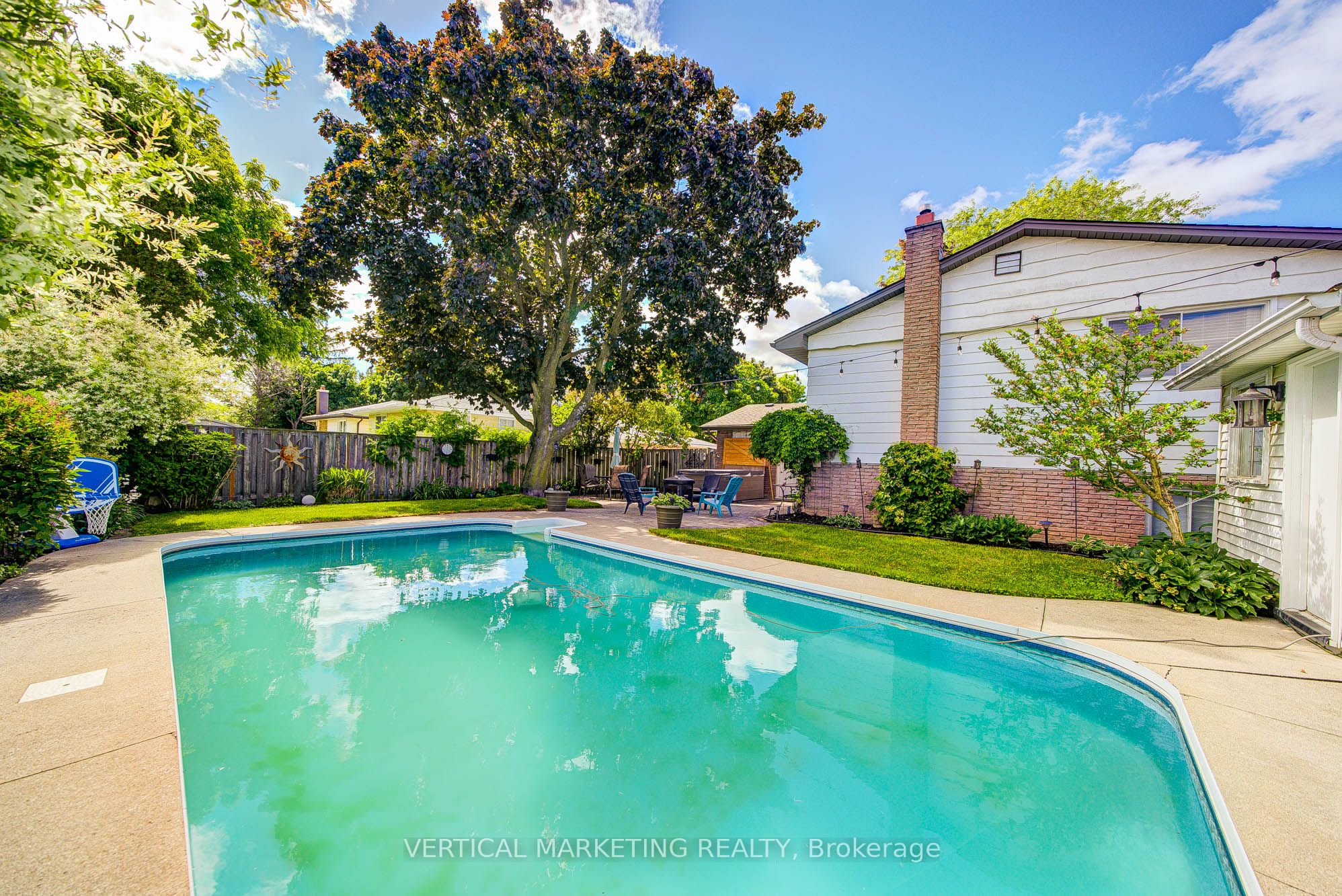 10 Crabapple Court Property Photo 46