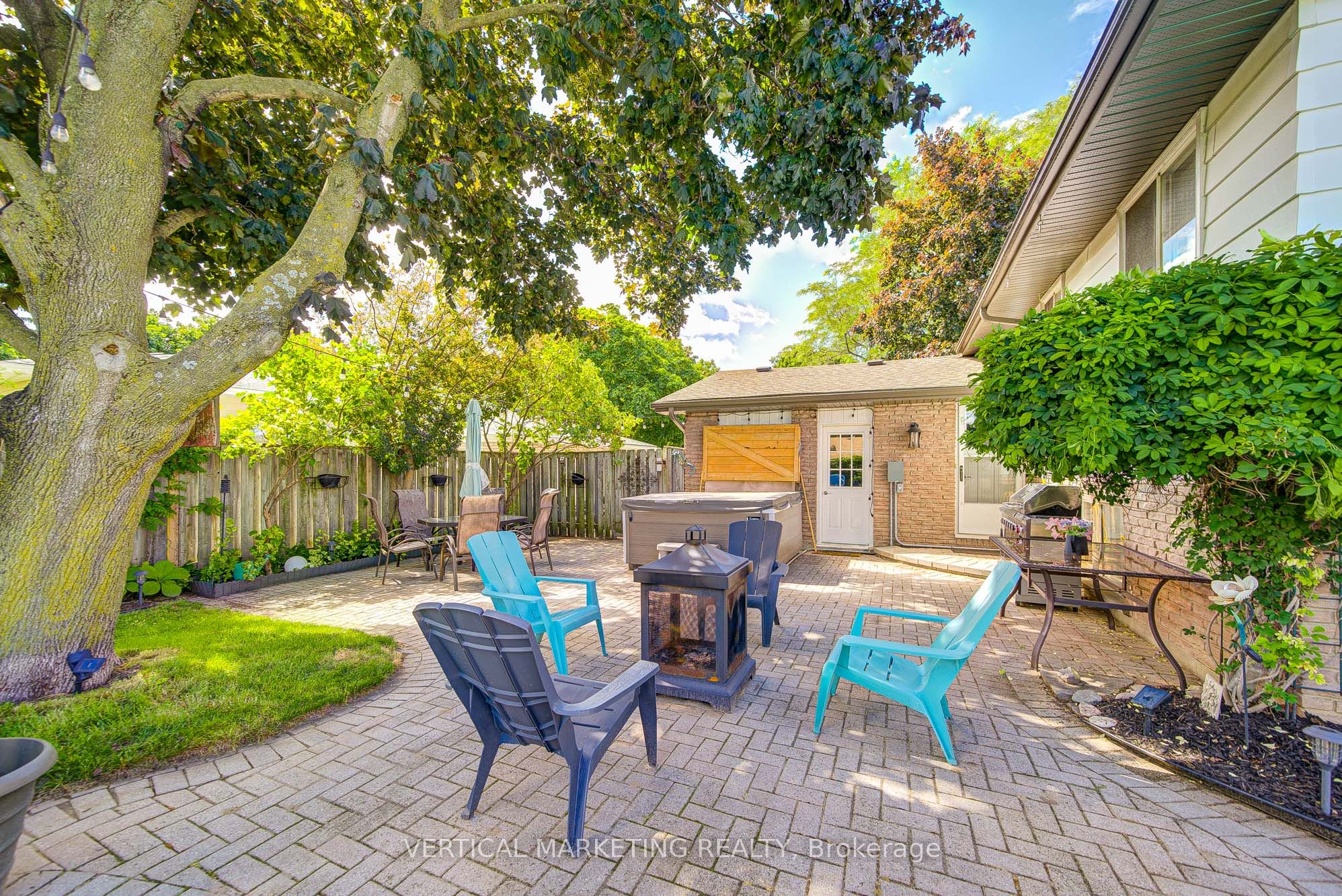 10 Crabapple Court Property Photo 48