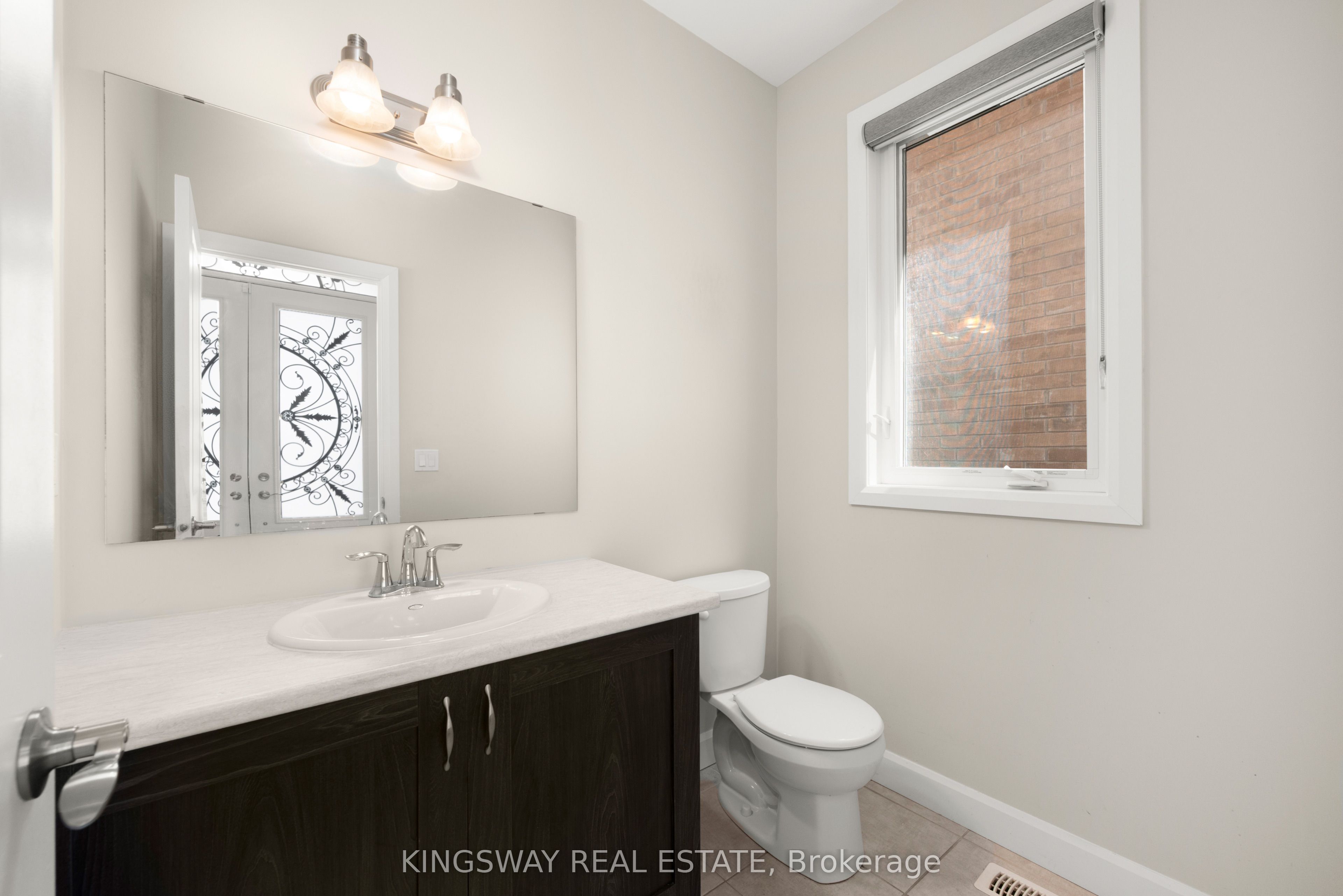 101 York Drive Property Photo 7
