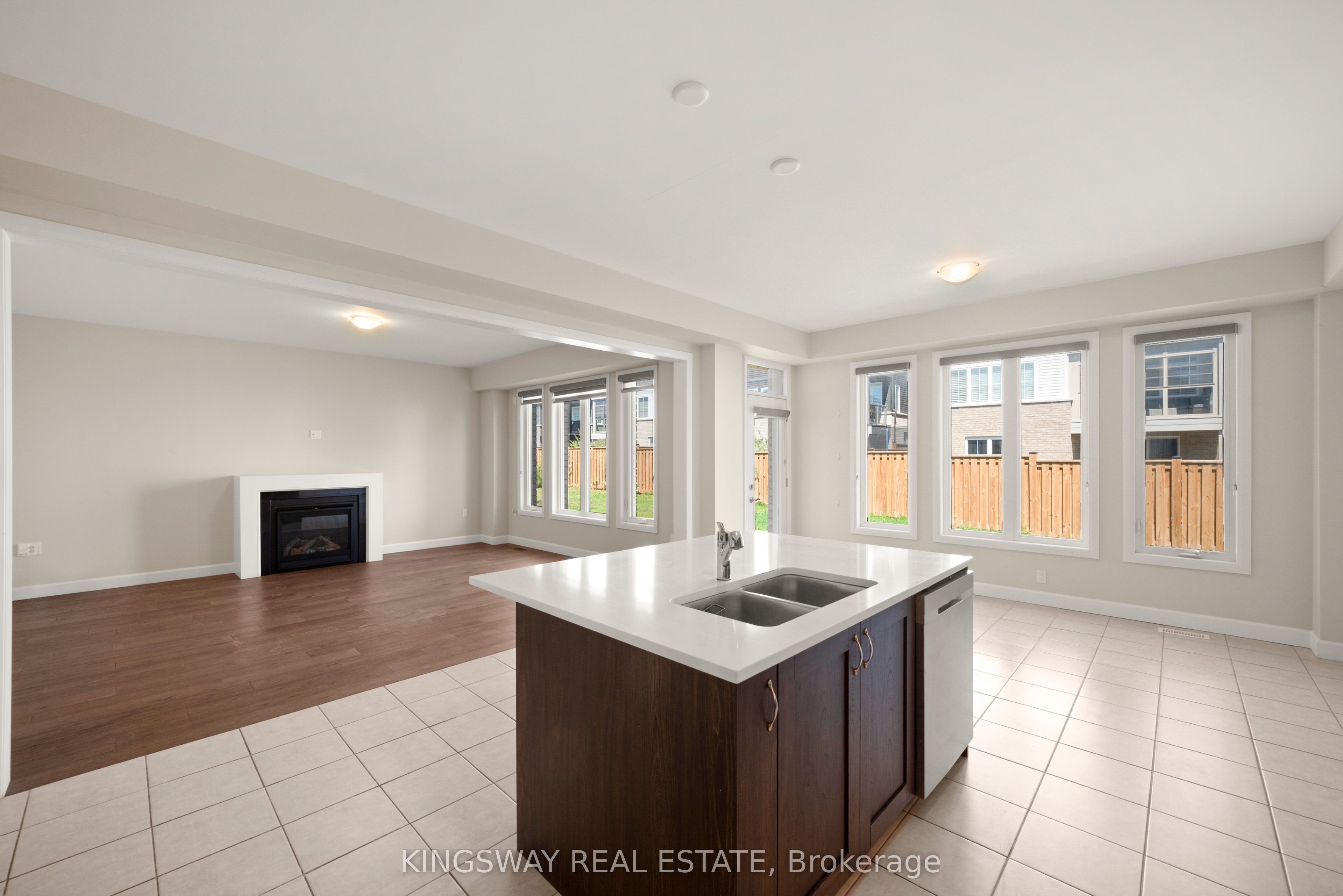 101 York Drive Property Photo 15