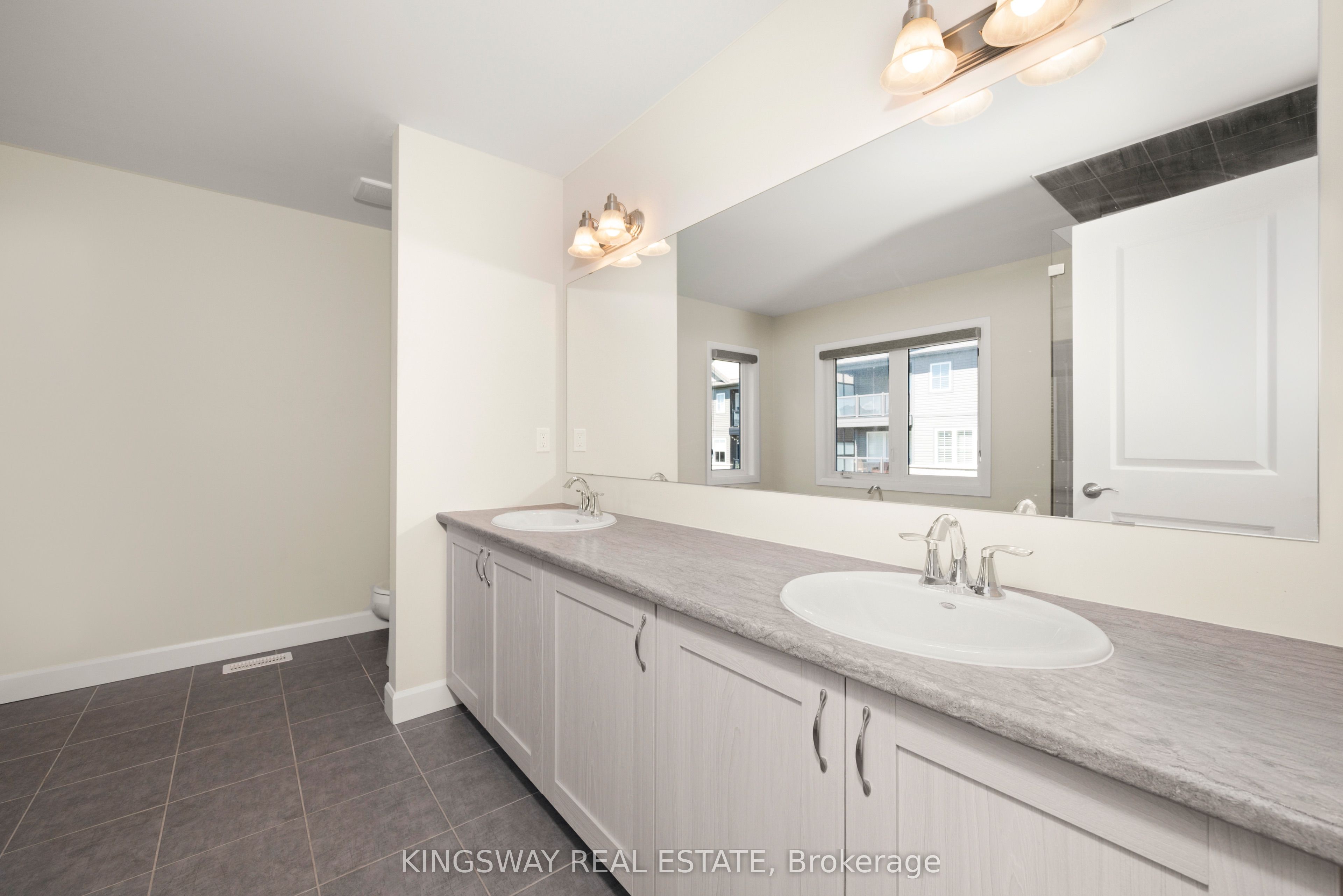 101 York Drive Property Photo 27