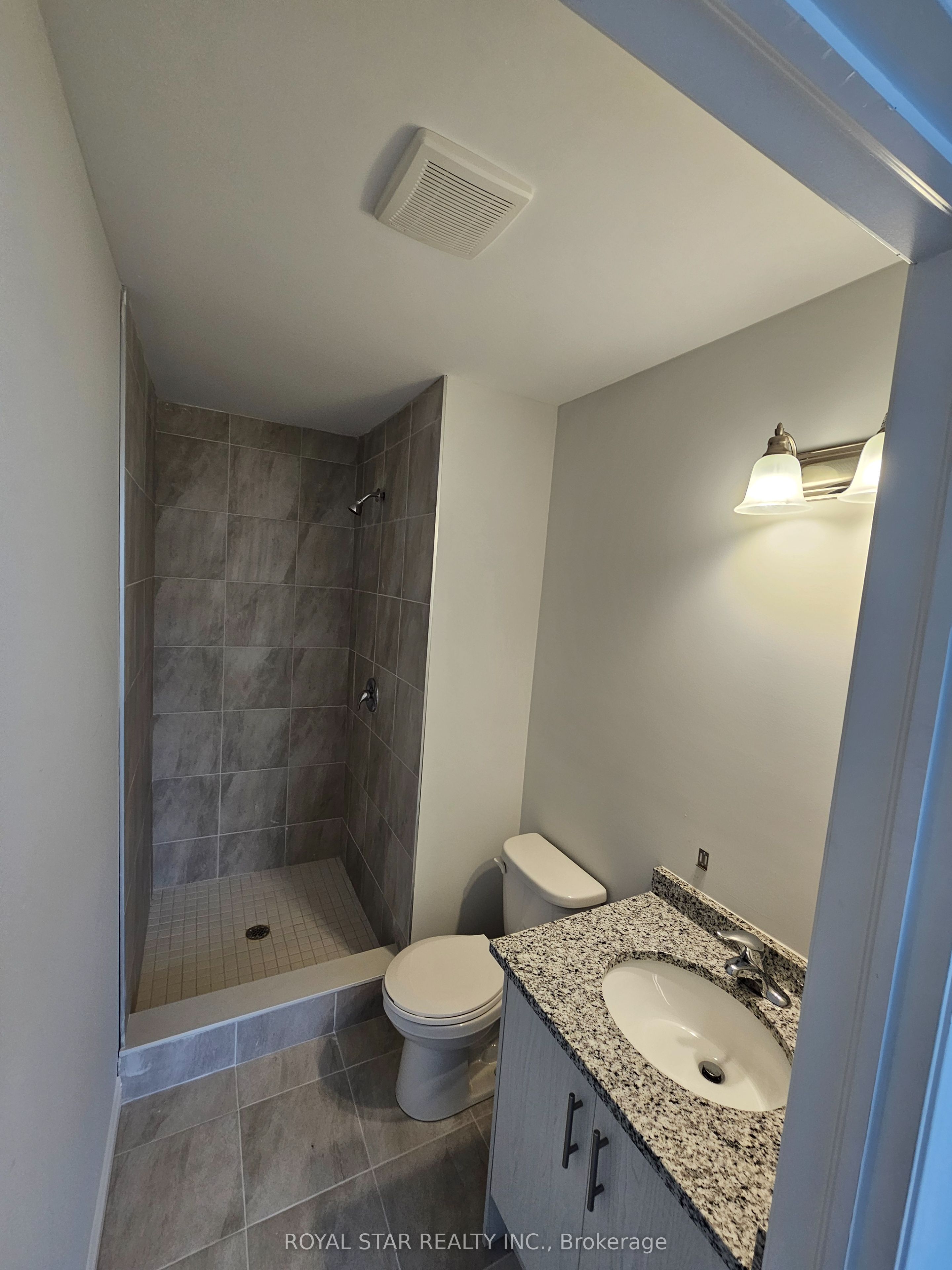 677 Park Road N 98 Property Photo 6