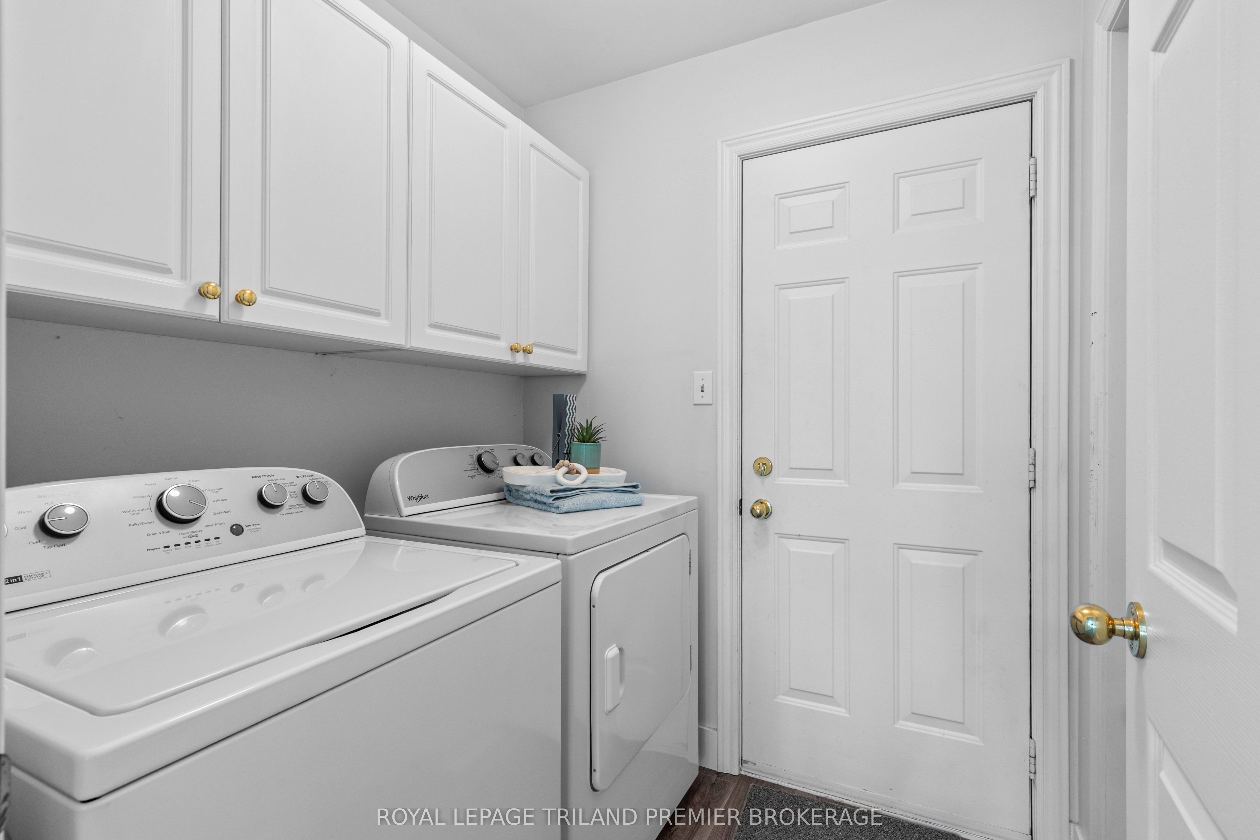 1755 Louise Boulevard 7 Property Photo 23