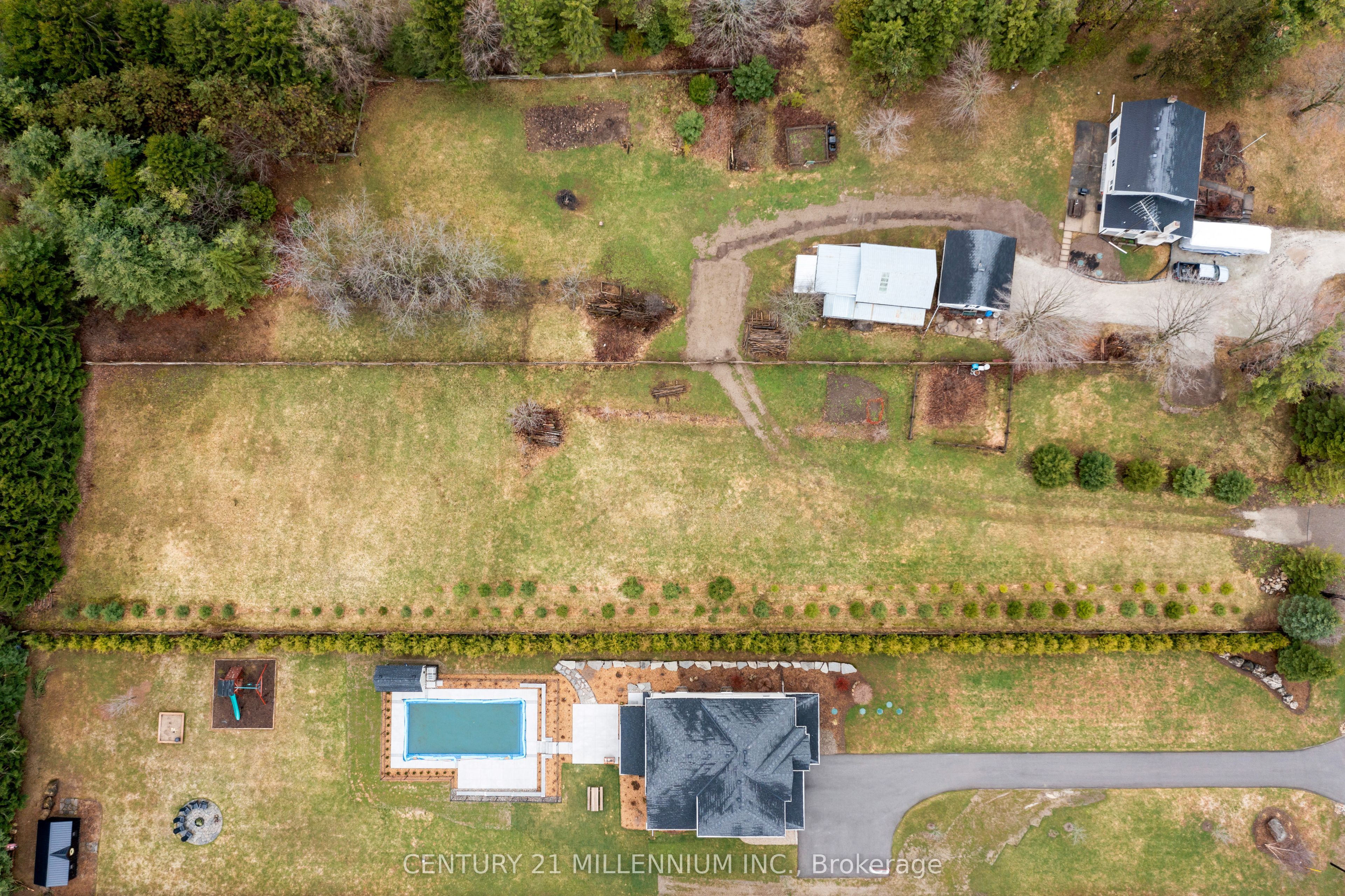 5358 Ninth Line Property Photo 8