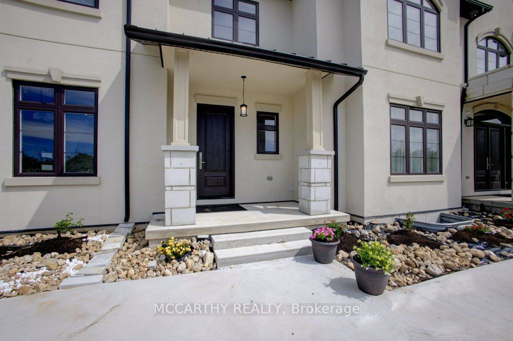 120 Highpoint Crescent Property Photo 7