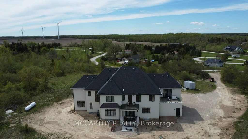 120 Highpoint Crescent Property Photo 41
