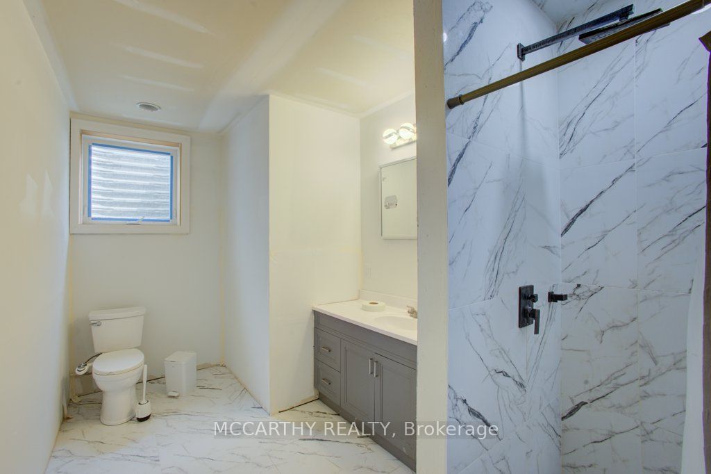 120 Highpoint Crescent Property Photo 42