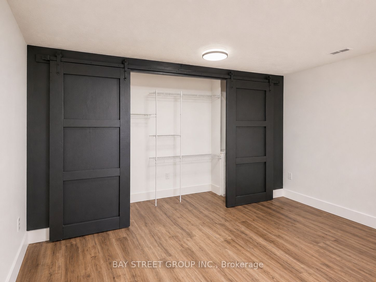 22 Rosamond Crescent Property Photo 11