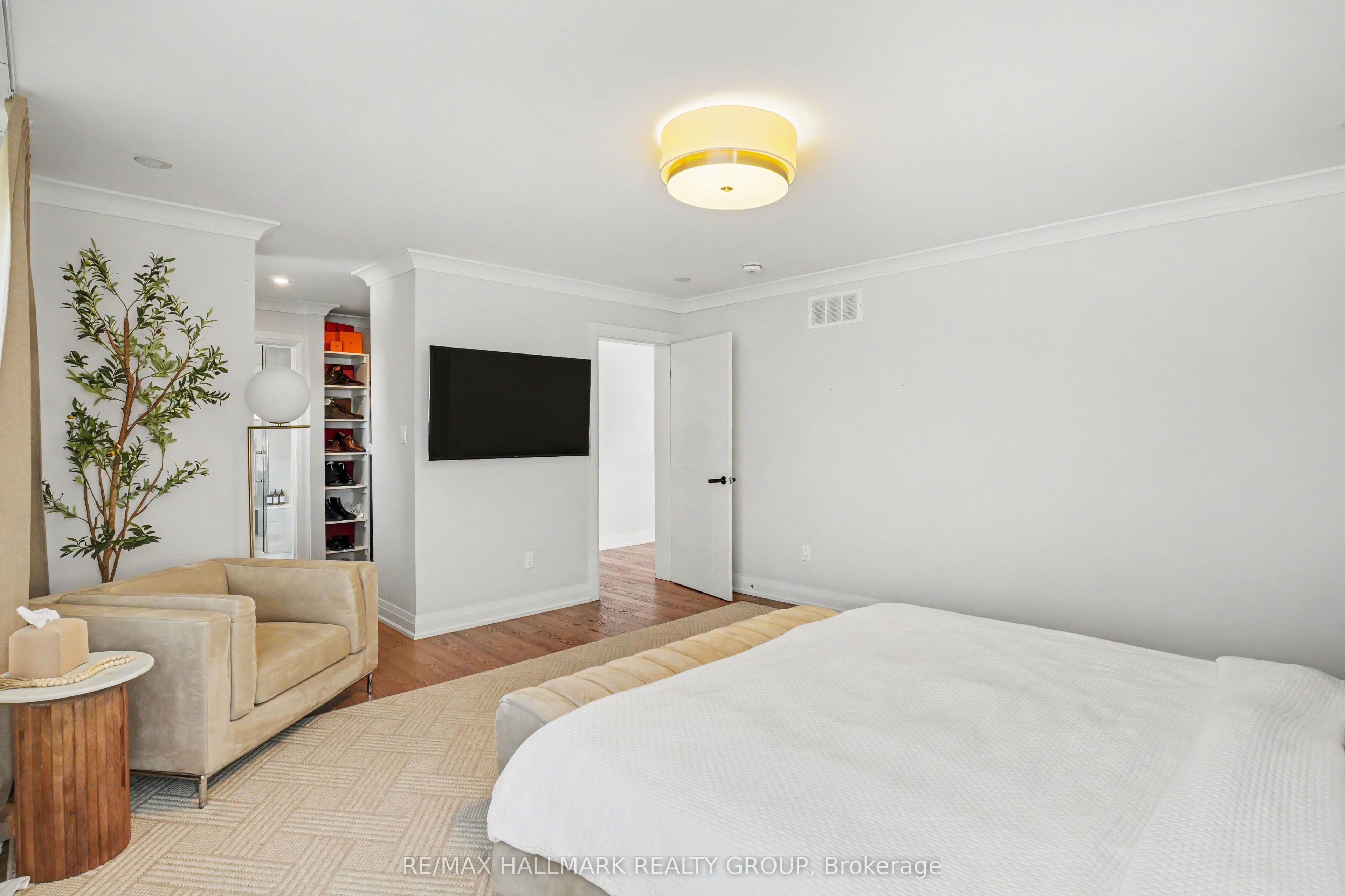 75 St Claire Avenue Property Photo 16
