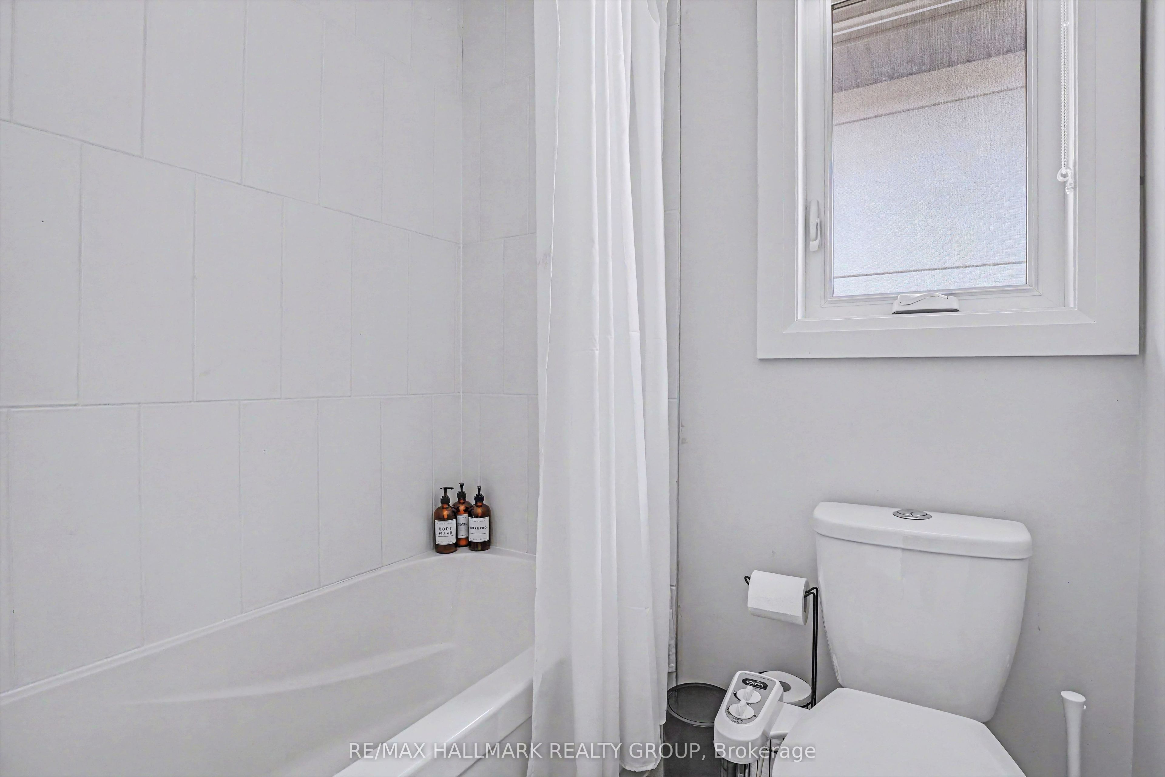 75 St Claire Avenue Property Photo 26