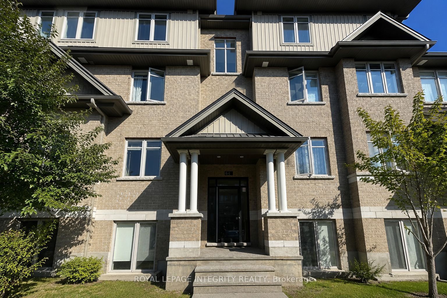 64 TIPPERARY Private D Property Photo 1