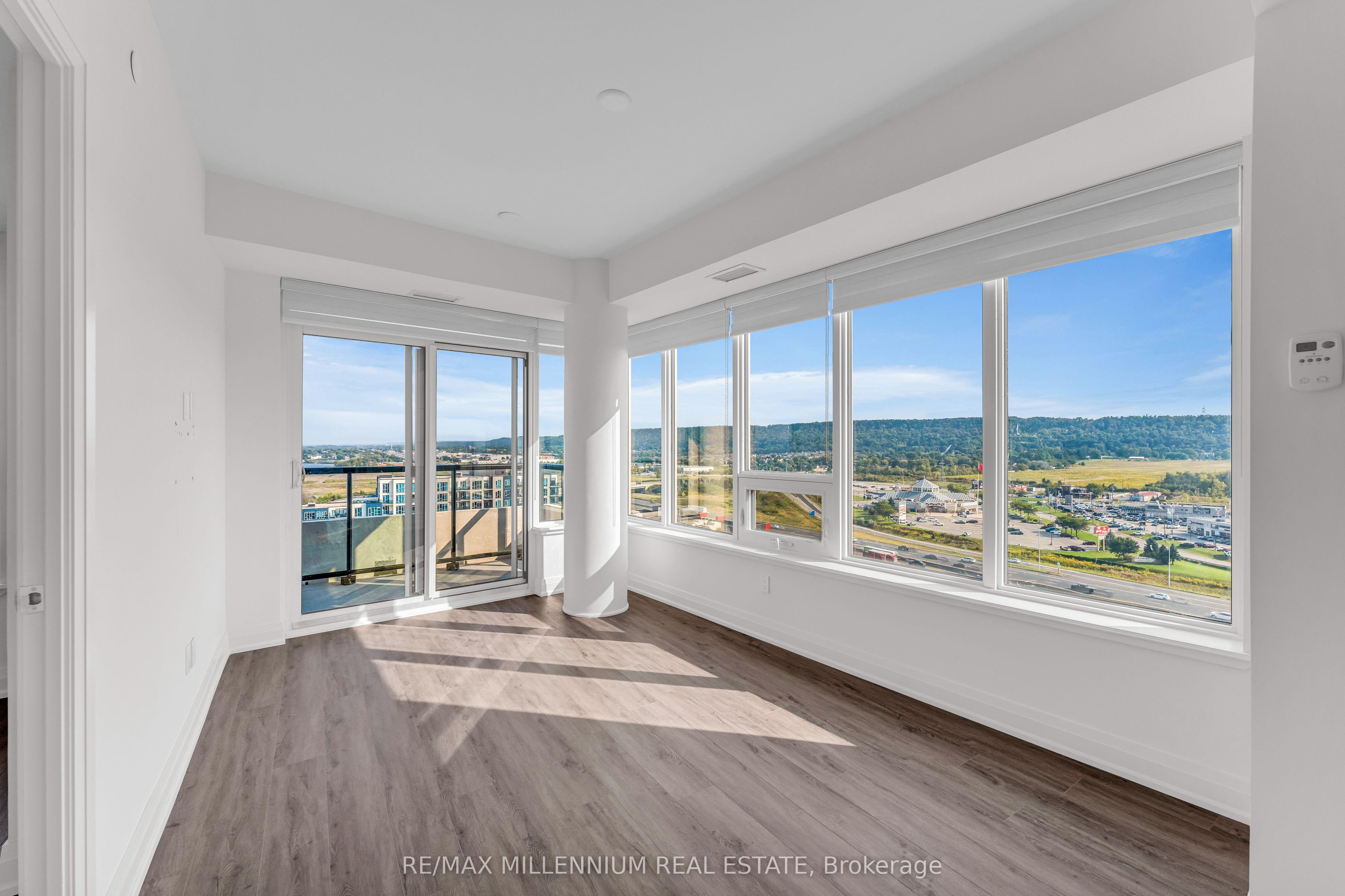 385 Winston Road 1011 Property Photo 17