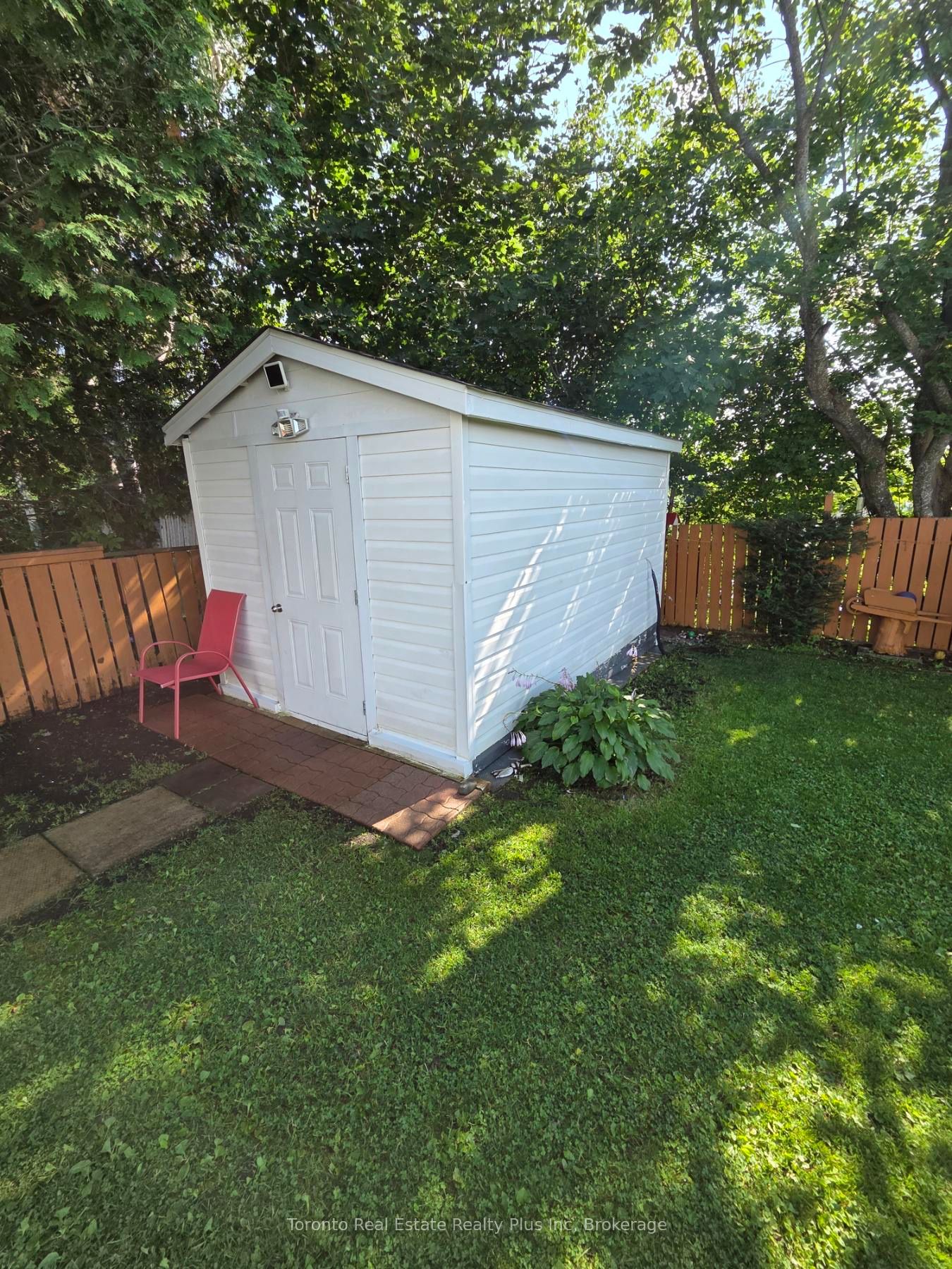 28 Milliken Road Property Photo 10