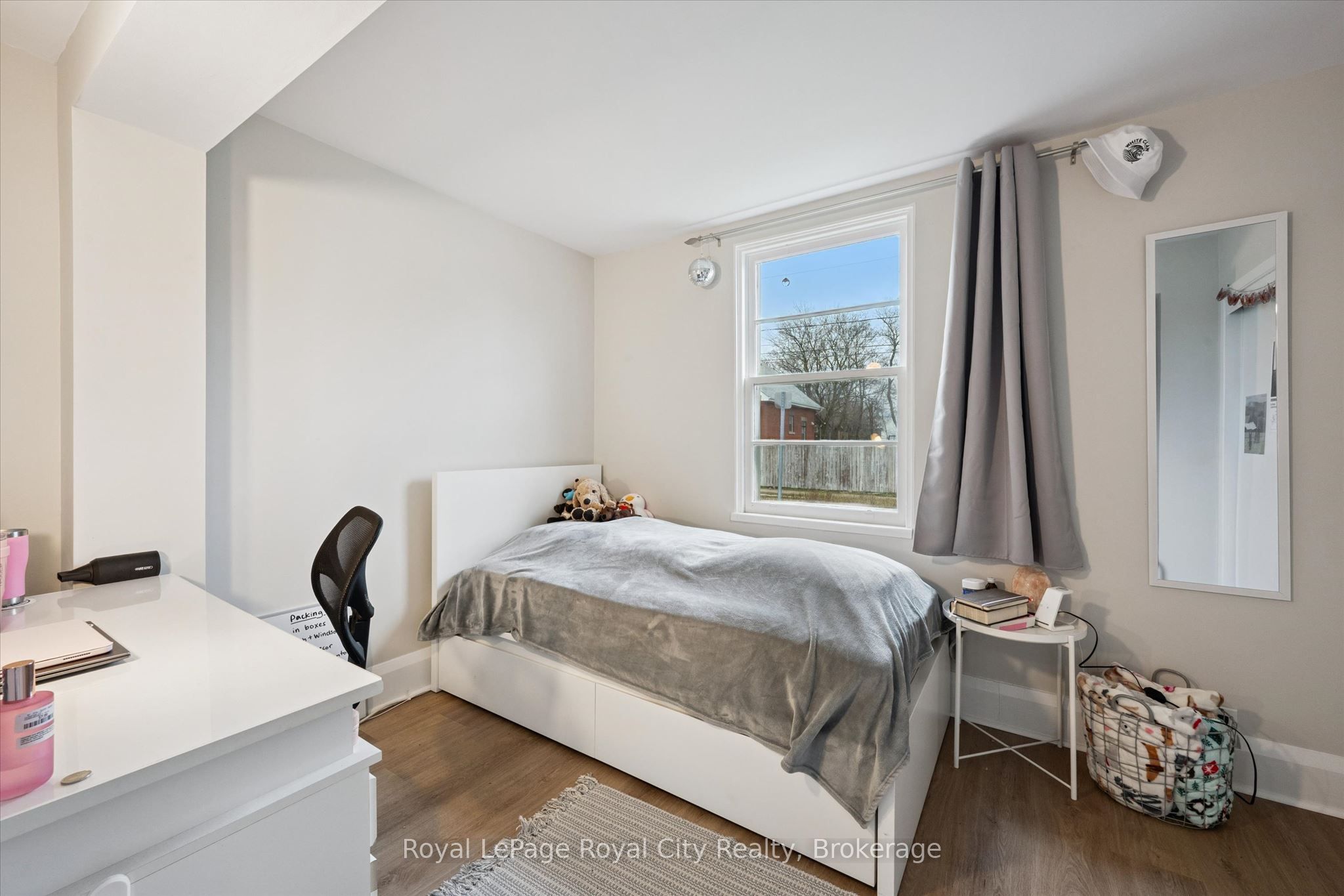 29 Hooper Street W 2 Property Photo 12