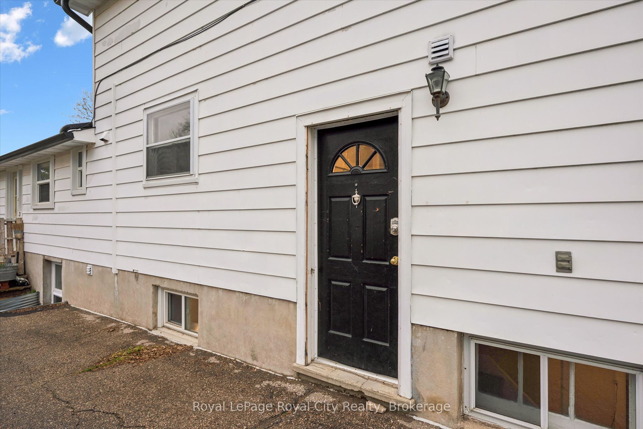 29 Hooper Street W 2 Property Photo 21