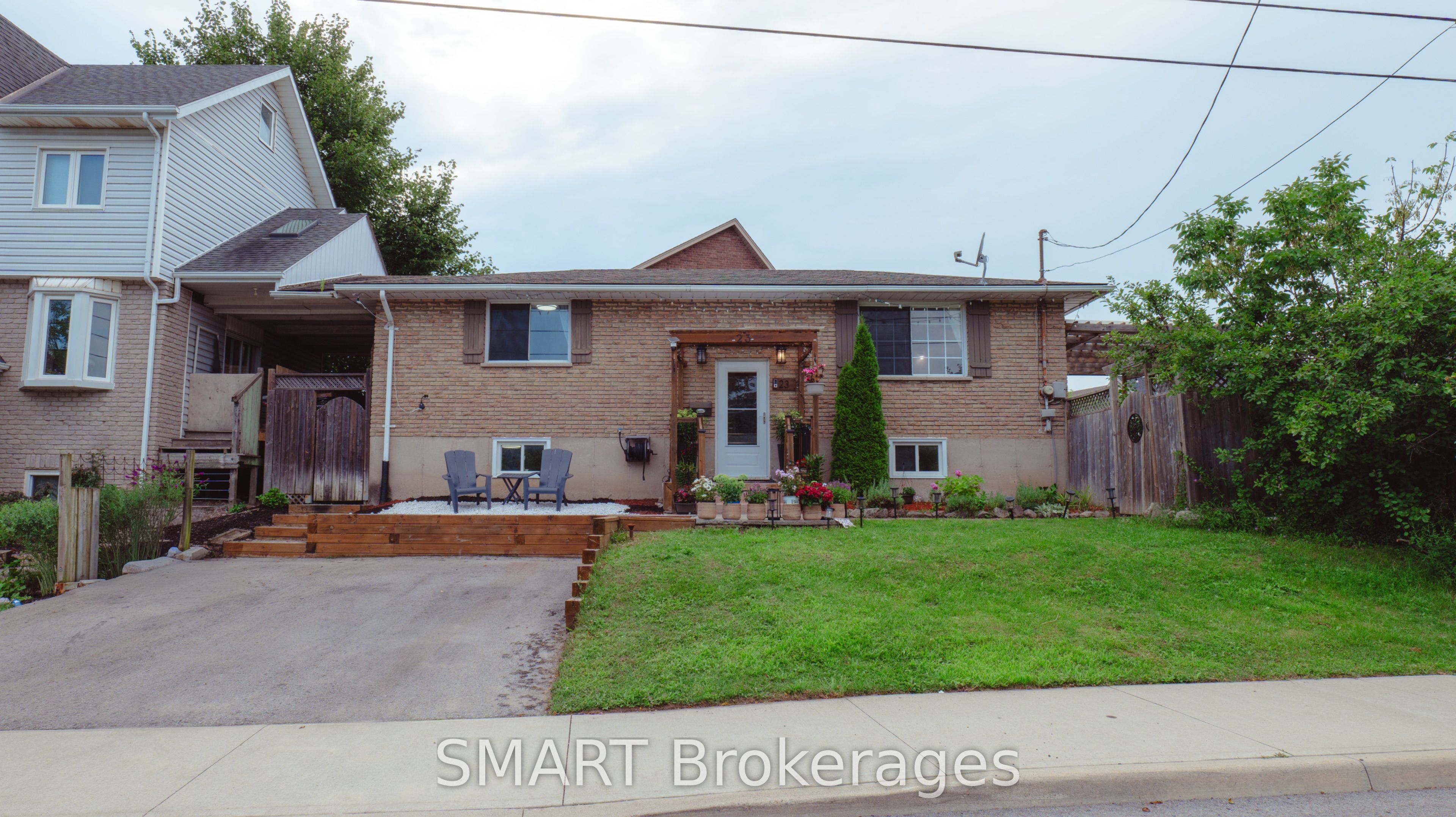 23 Moffatt Street Property Photo 6