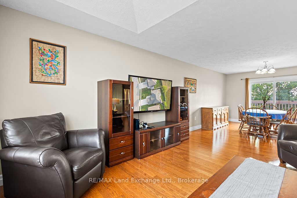 298 Stickel Street Property Photo 8