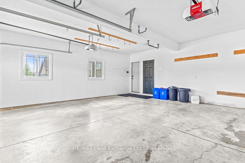 298 Stickel Street Property Photo 32