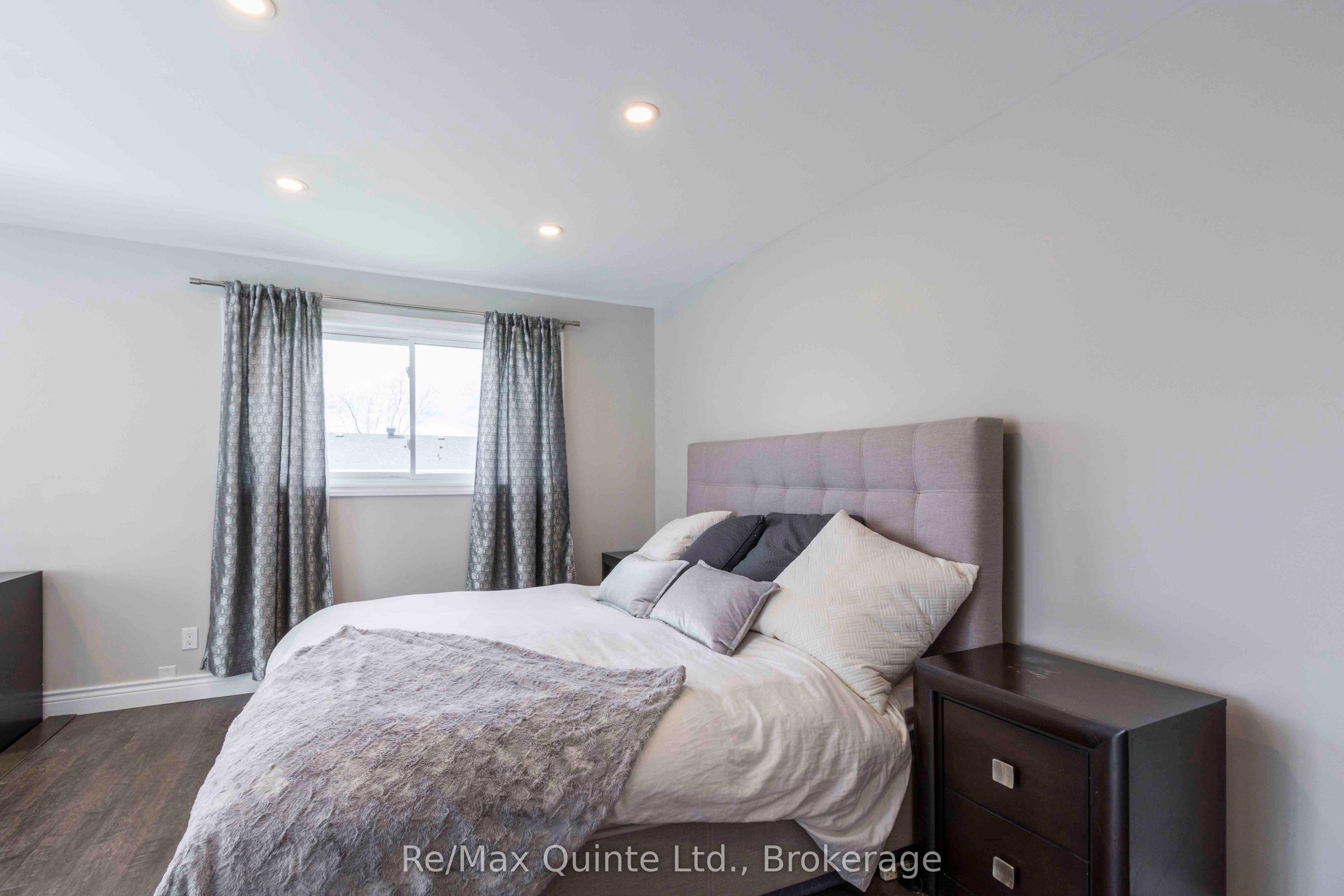 43 Frankford Road Property Photo 11