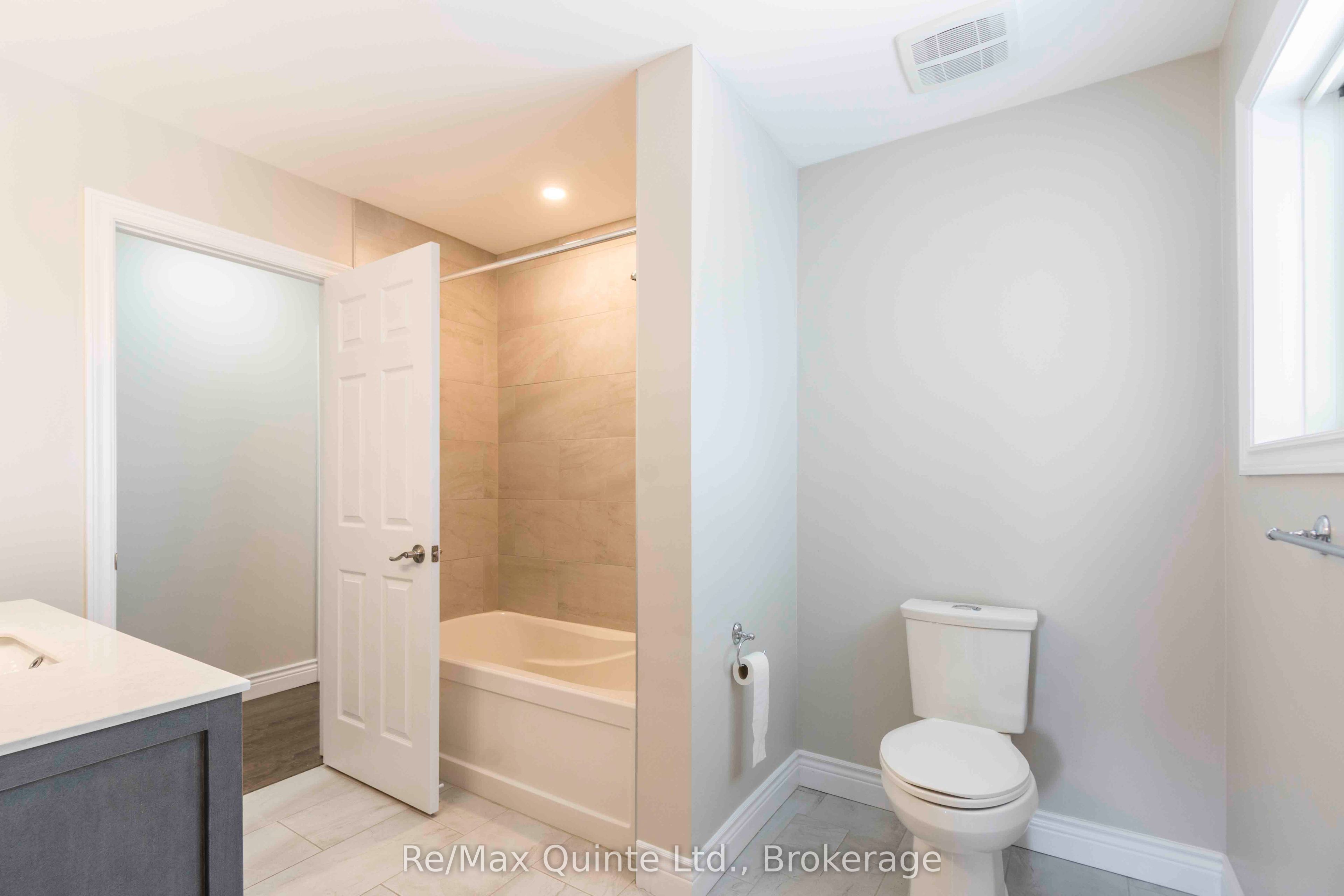 43 Frankford Road Property Photo 16