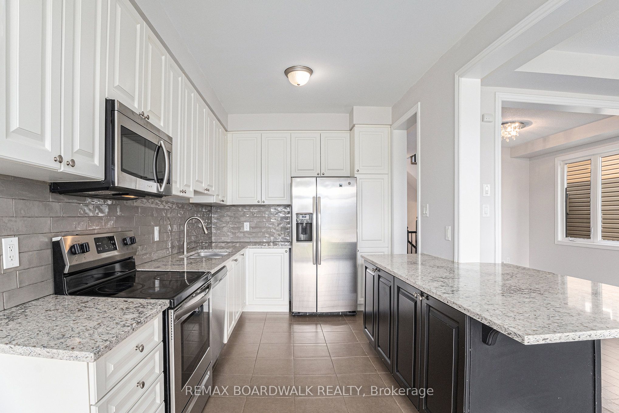 628 Monardia Way Property Photo 6