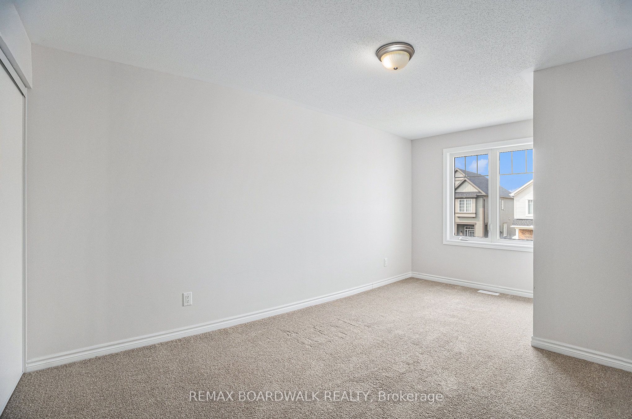 628 Monardia Way Property Photo 13