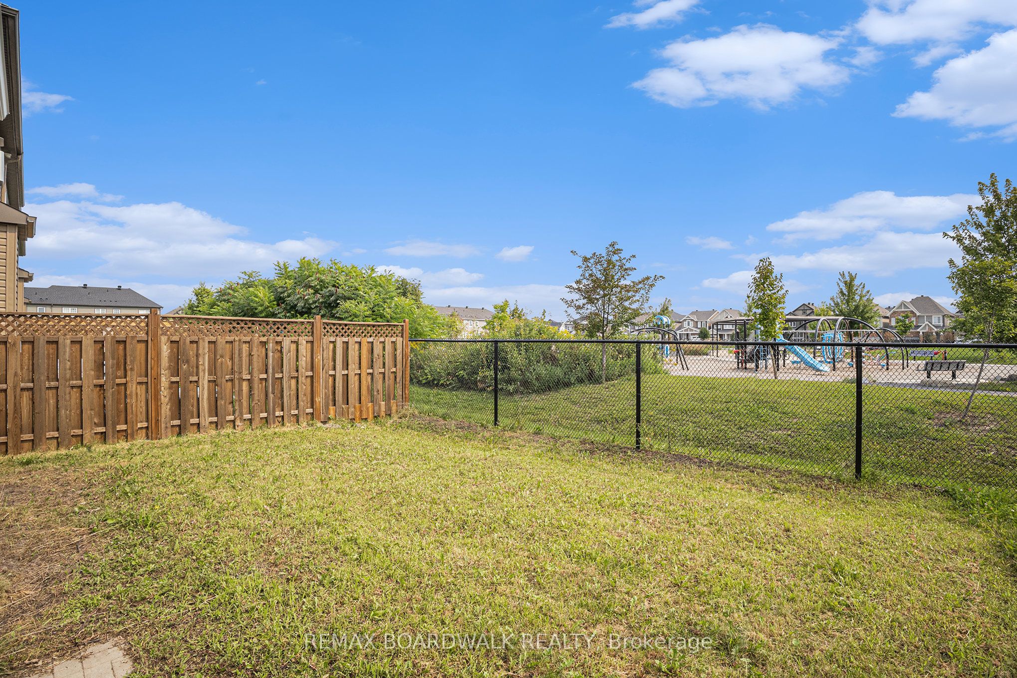 628 Monardia Way Property Photo 16