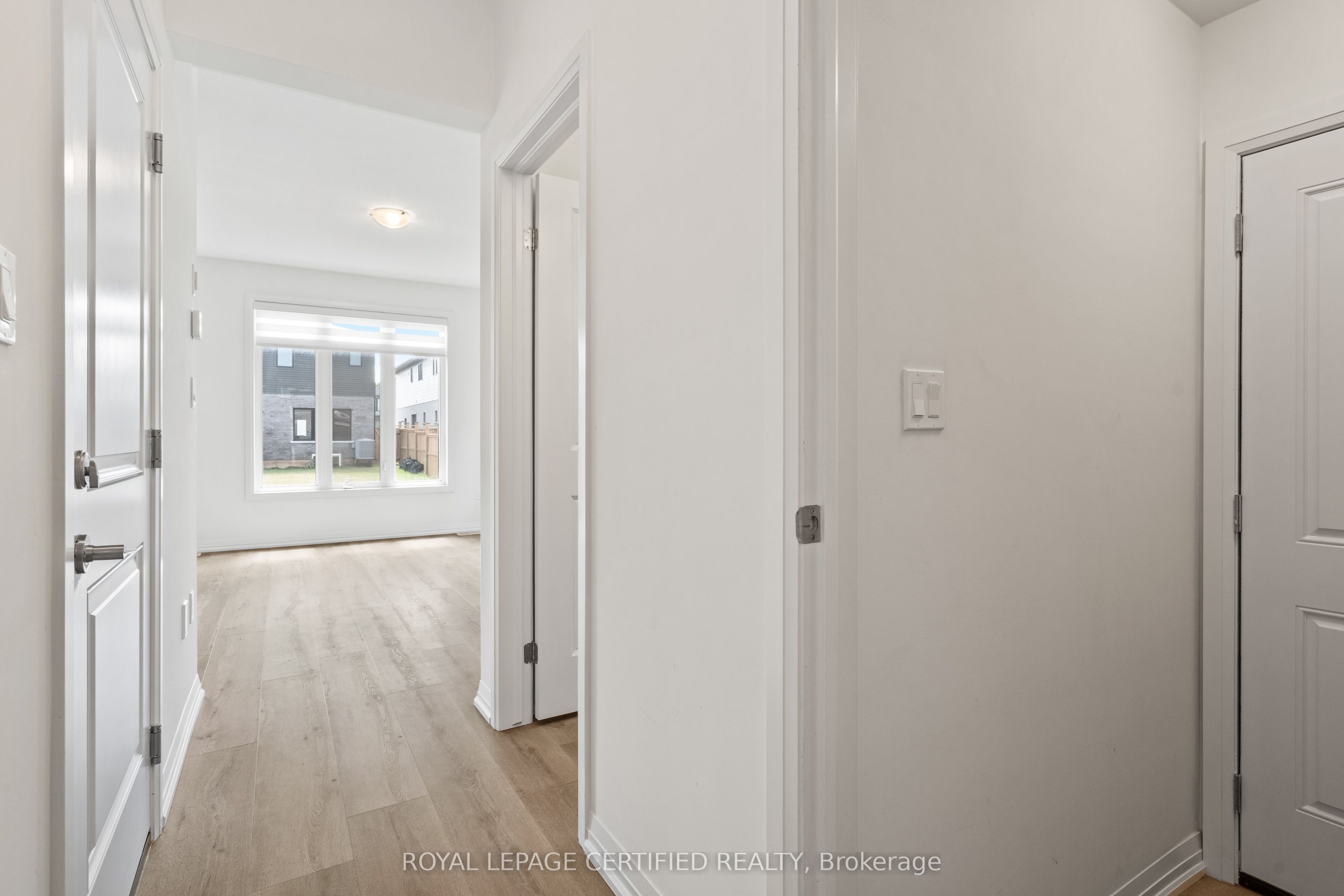 100 Acacia Road Property Photo 7