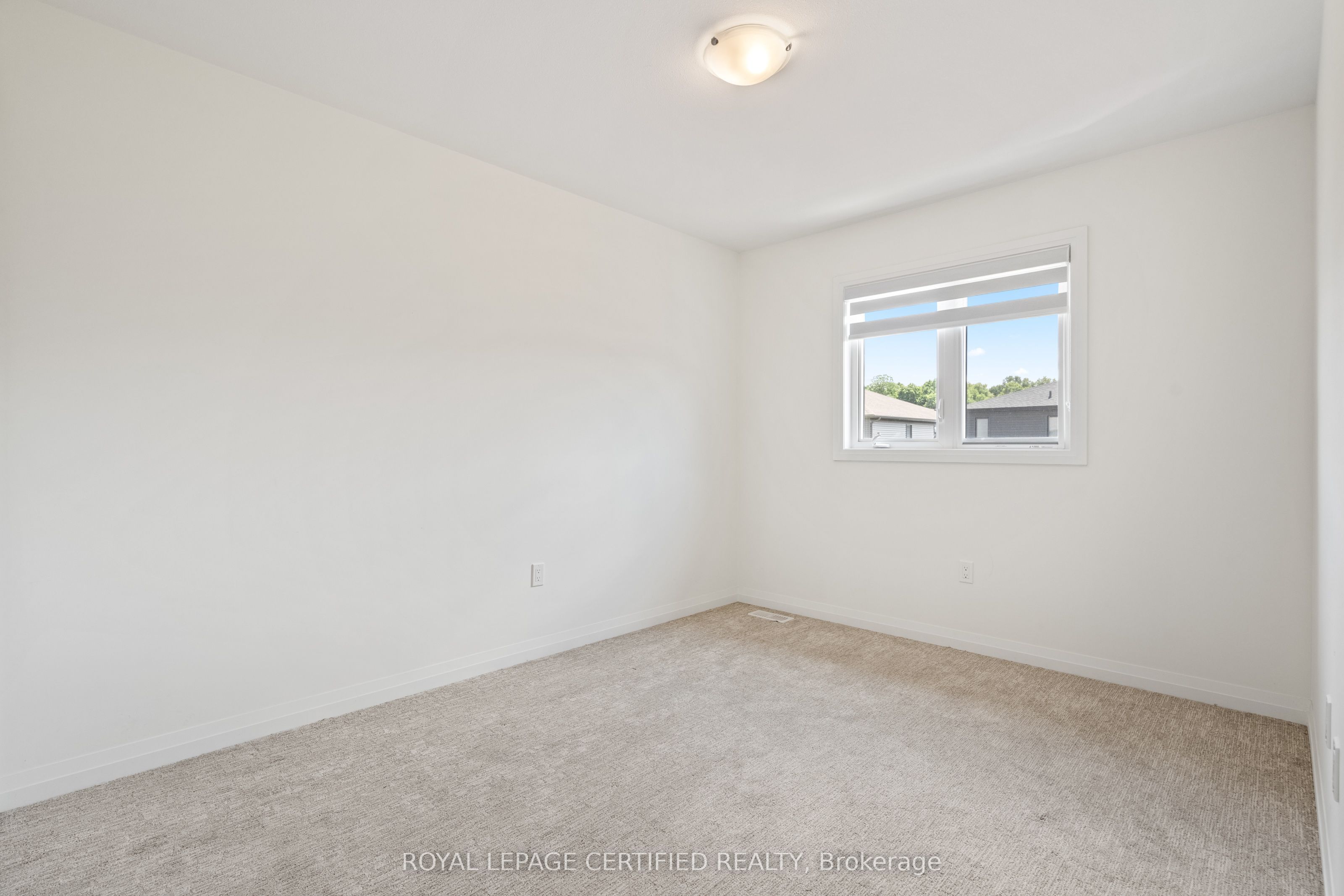 100 Acacia Road Property Photo 26