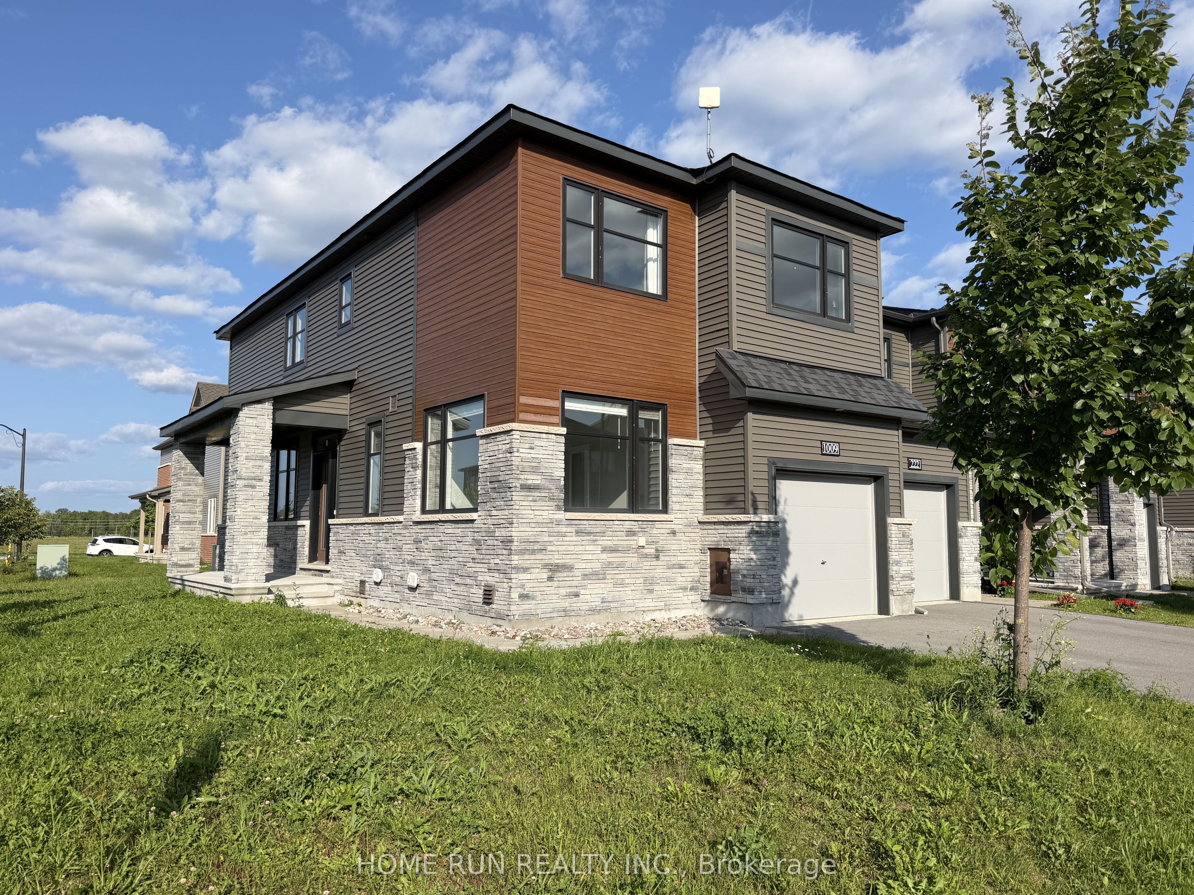 1009 Ballyhale Heights Property Photo 1